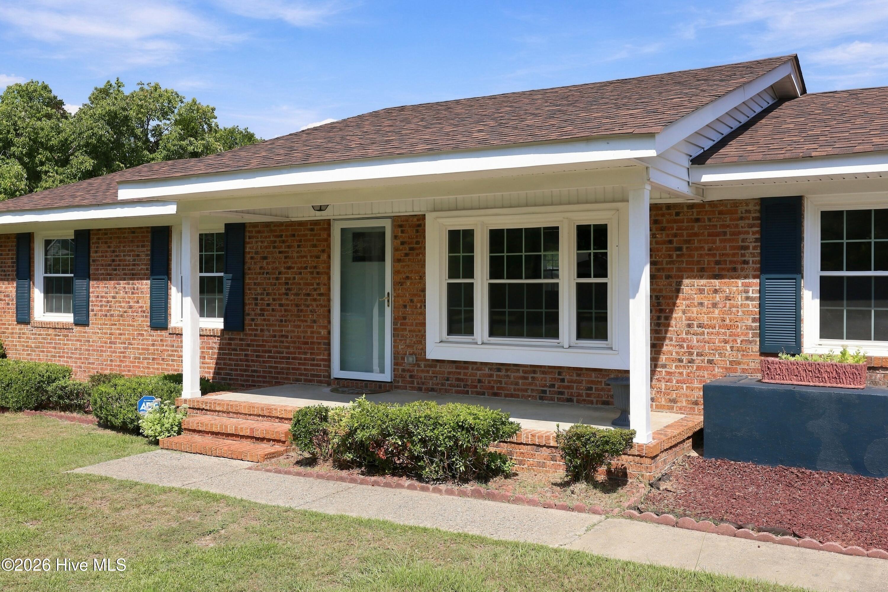 122 Forest Drive Property Photo 2
