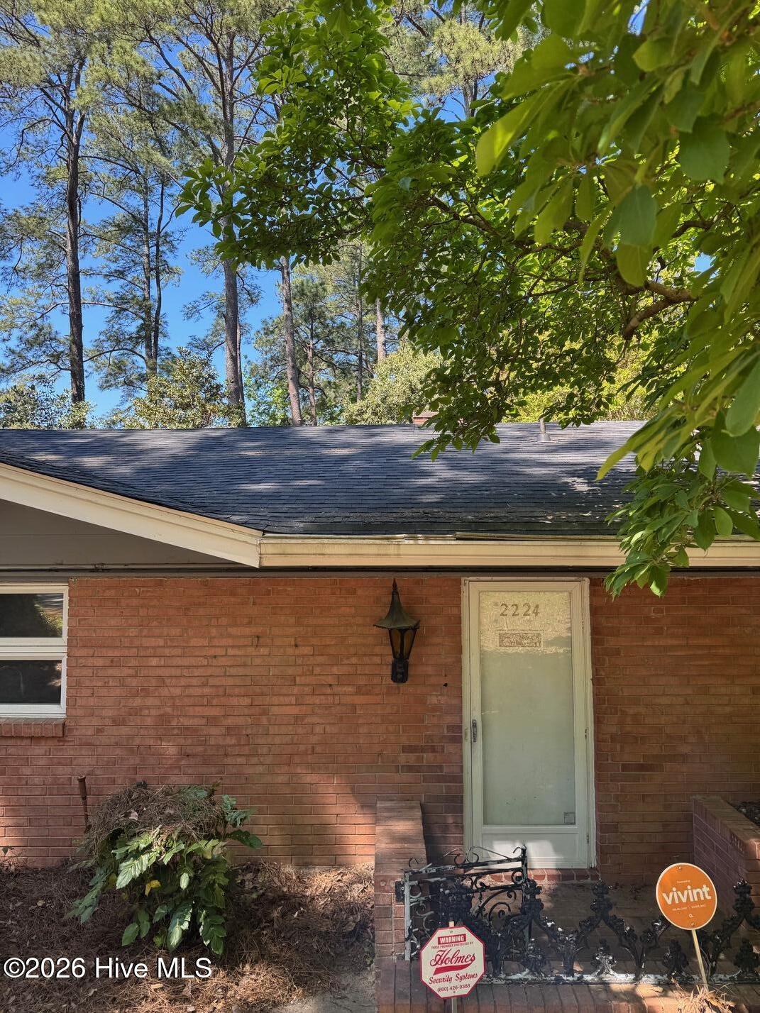 2224 Mirror Lake Drive Property Photo 10