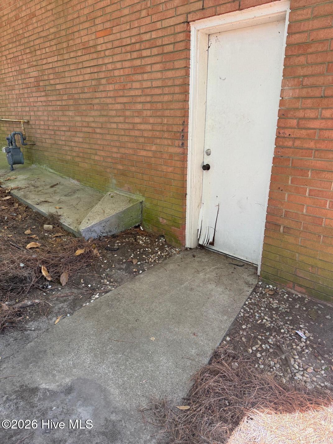 2224 Mirror Lake Drive Property Photo 15