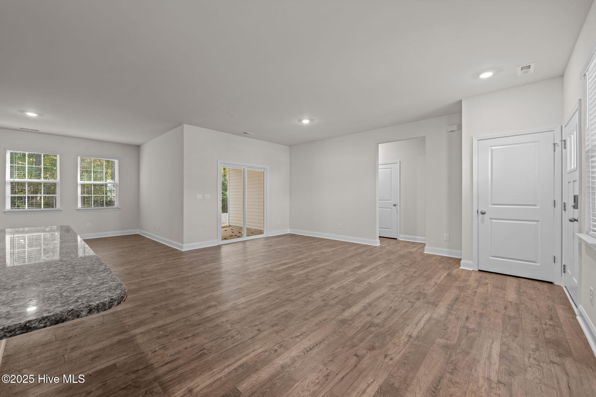 253 Lake Tyler Drive Property Photo 10