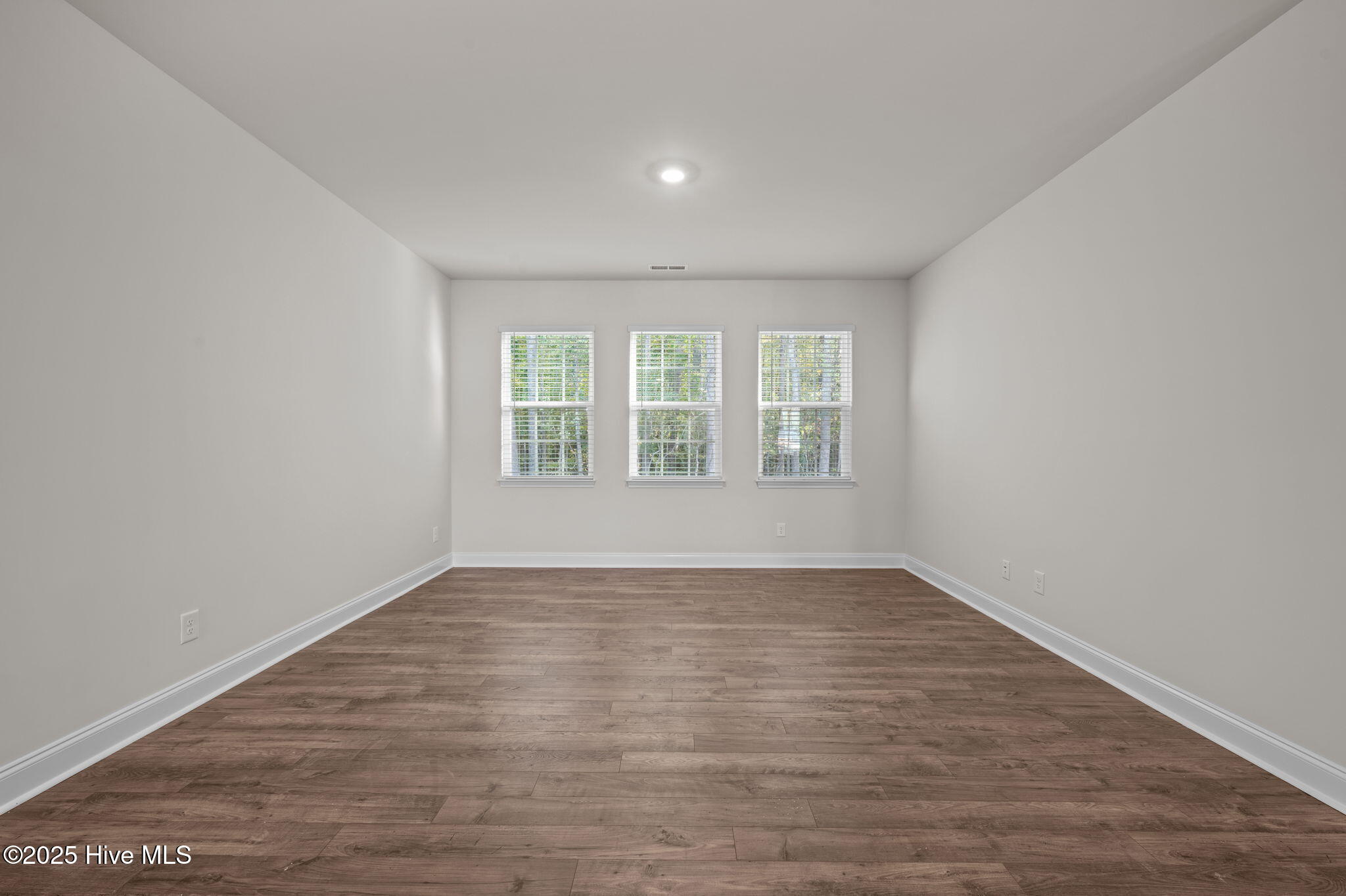 253 Lake Tyler Drive Property Photo 13