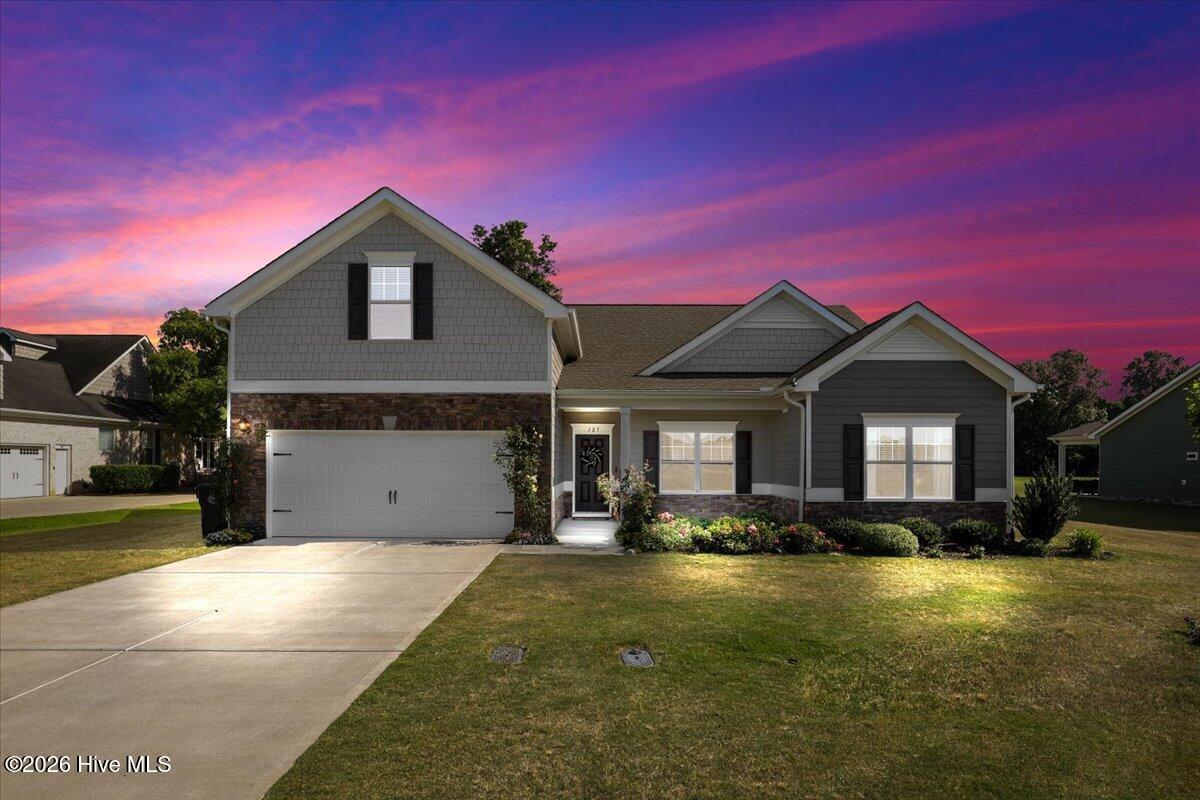 127 Duval Drive Property Photo 2