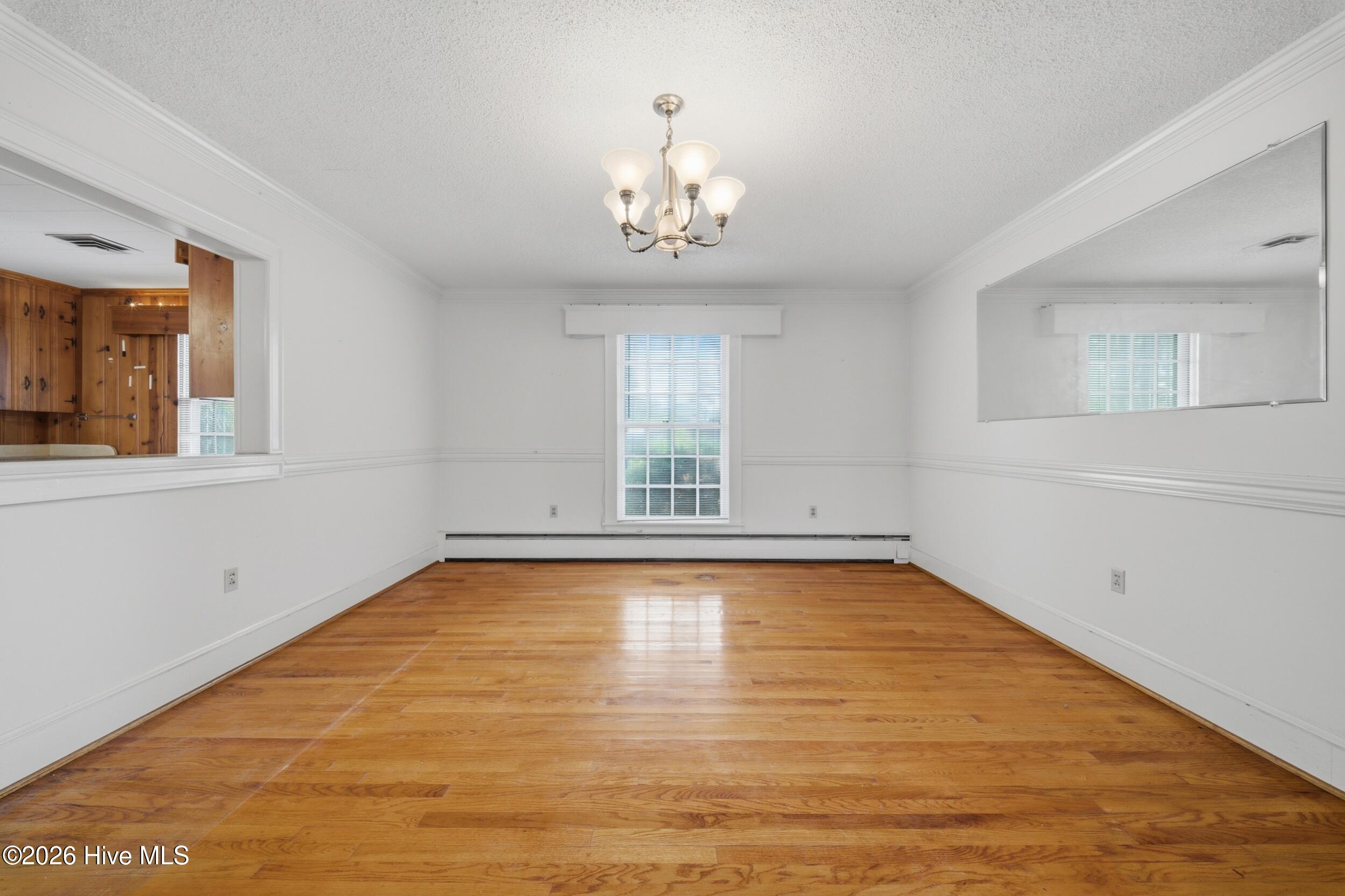 1130 N Road Street Property Photo 9