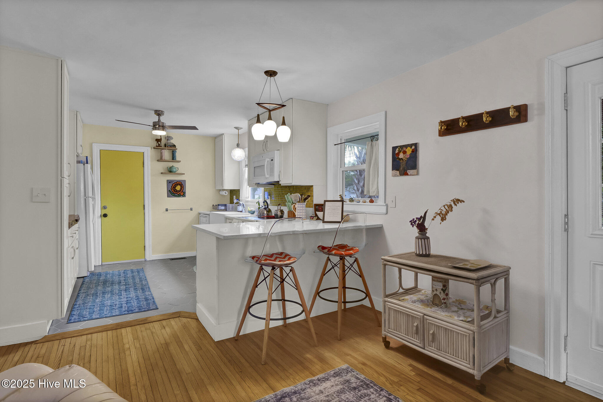 606 Ivey Circle Property Photo 4