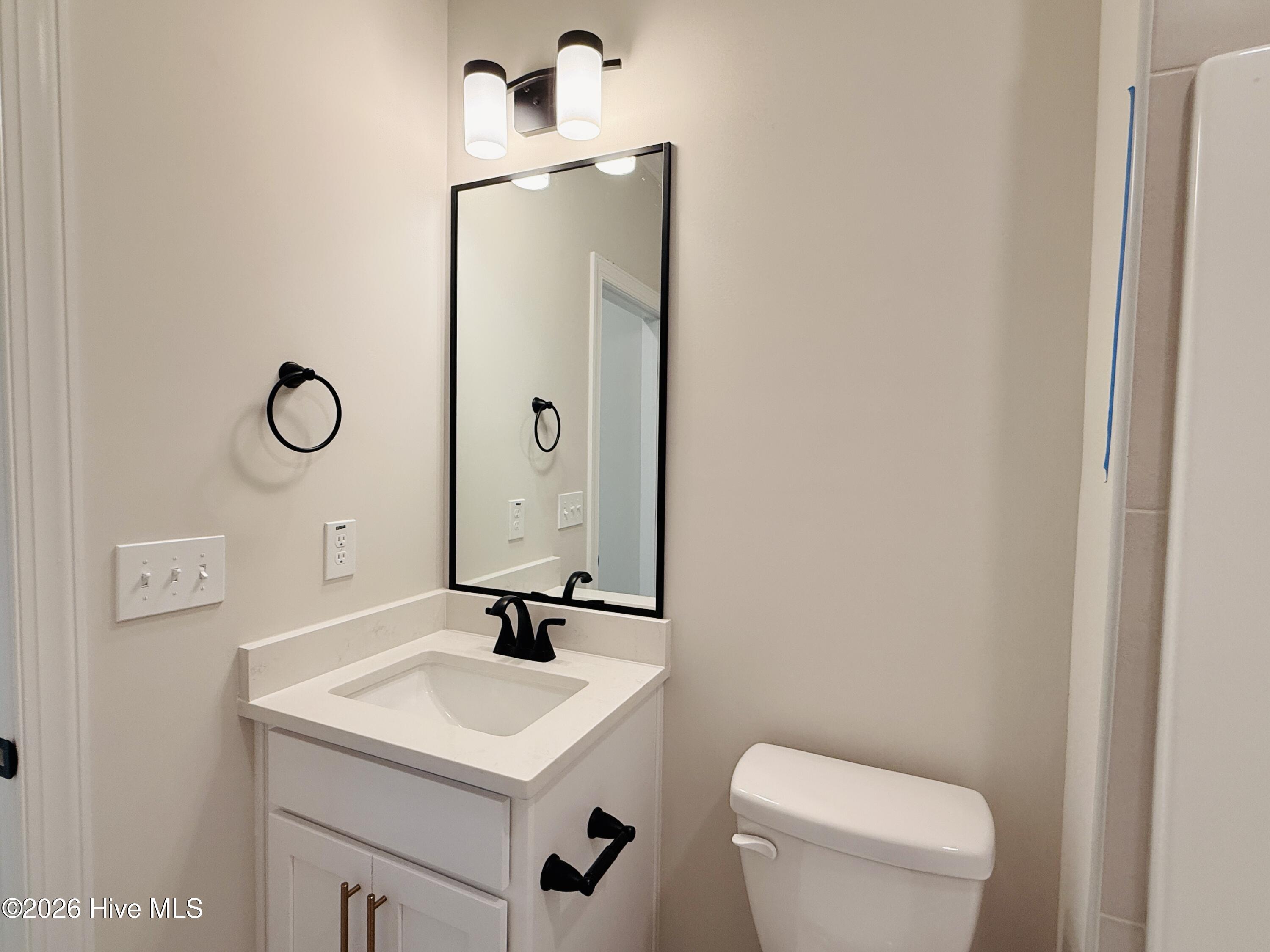 695 Sunset Drive Property Photo 13