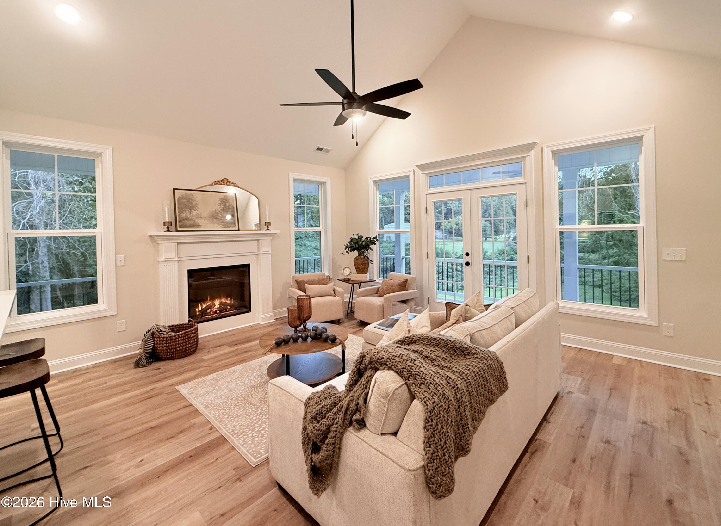 695 Sunset Drive Property Photo 17