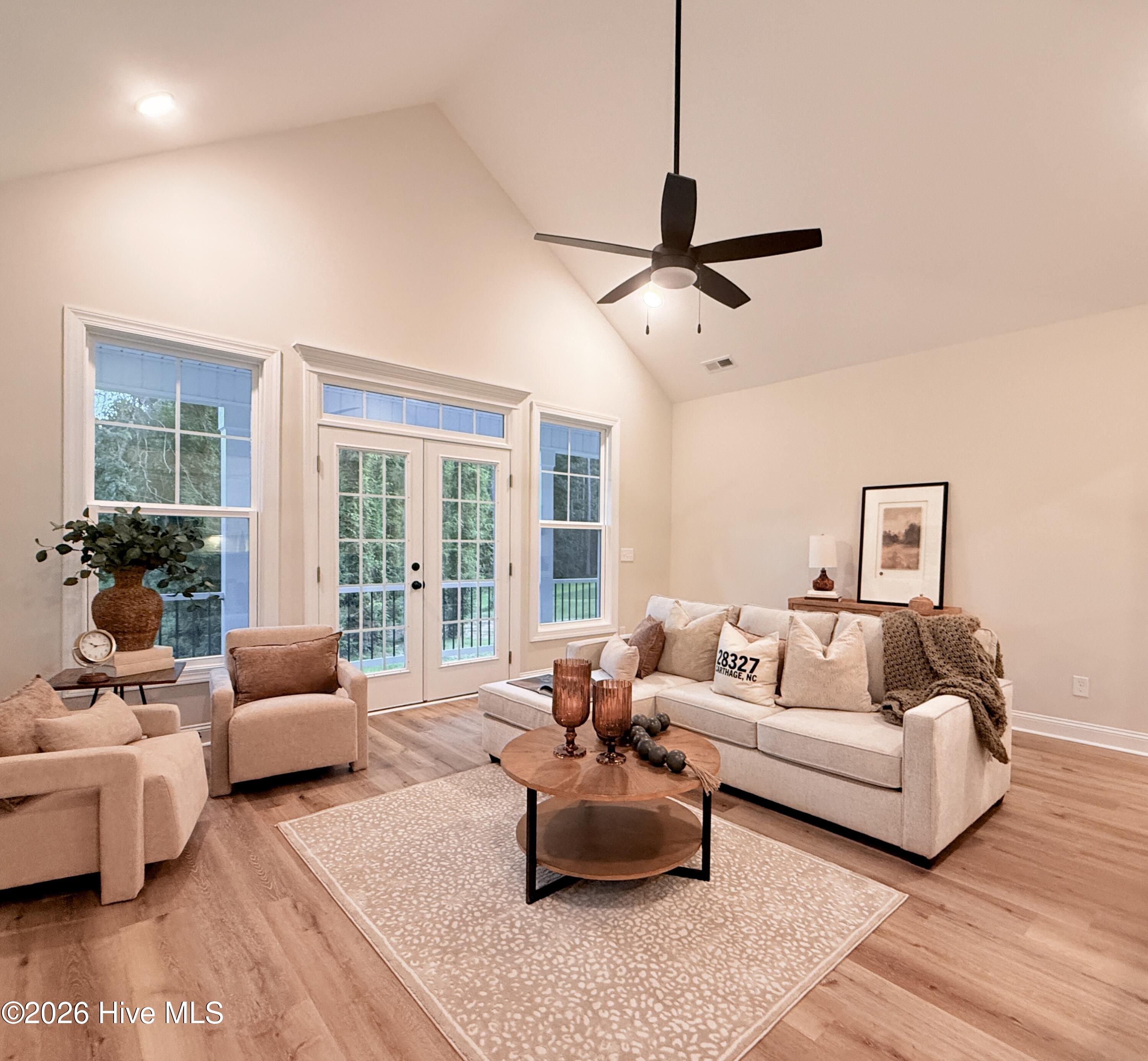 695 Sunset Drive Property Photo 19