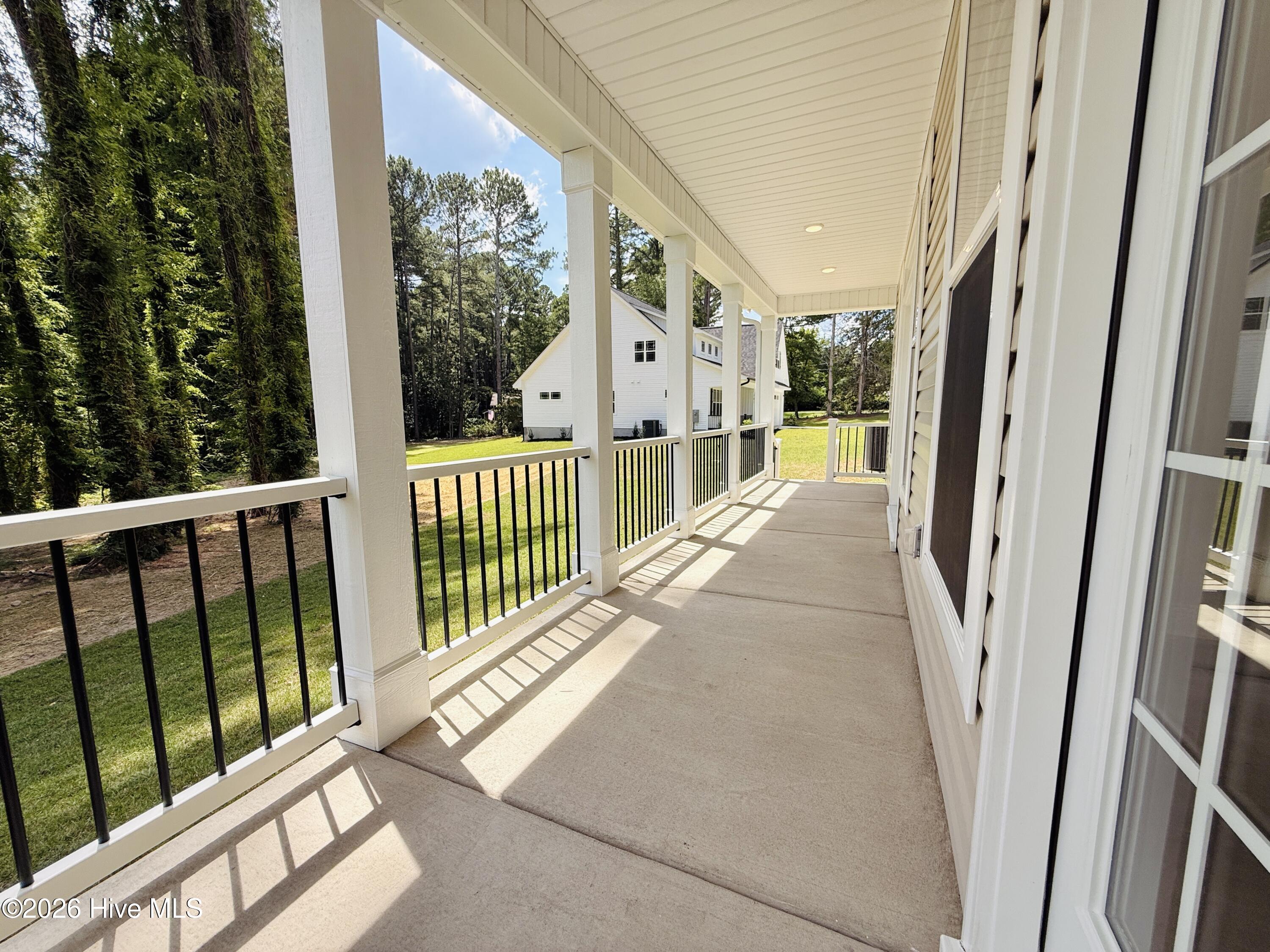 695 Sunset Drive Property Photo 27