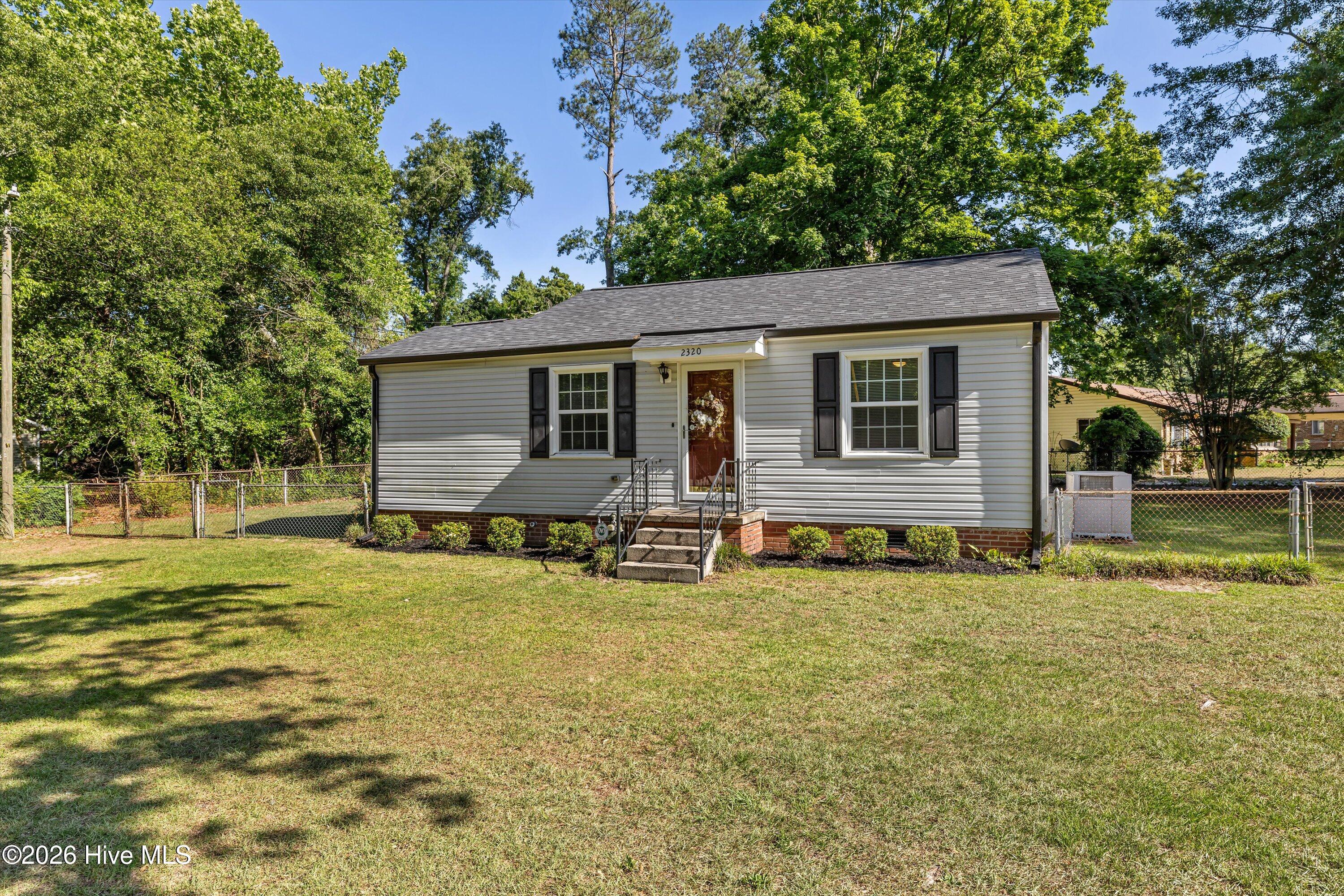 2320 Harding Road Property Photo 1