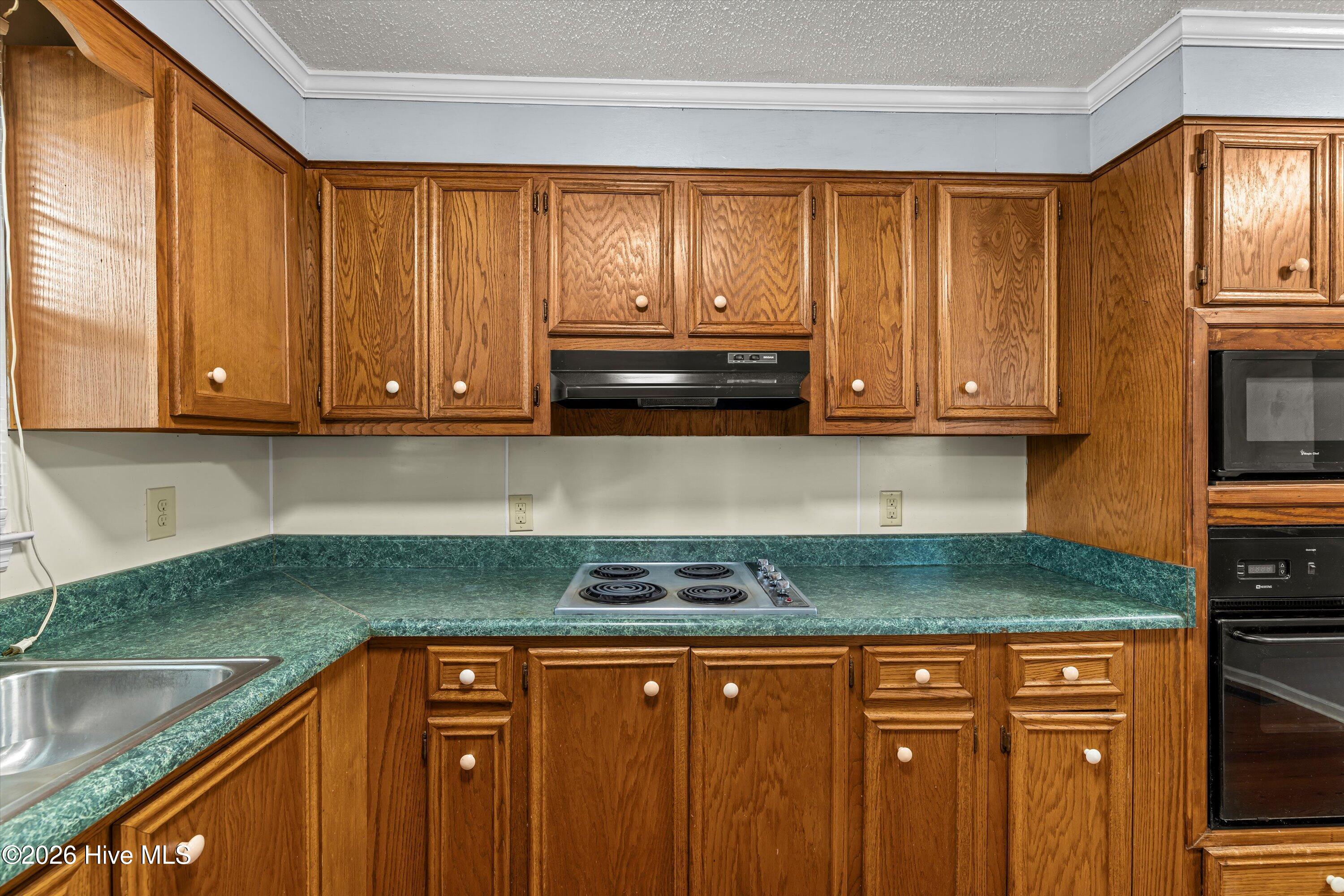 2320 Harding Road Property Photo 12