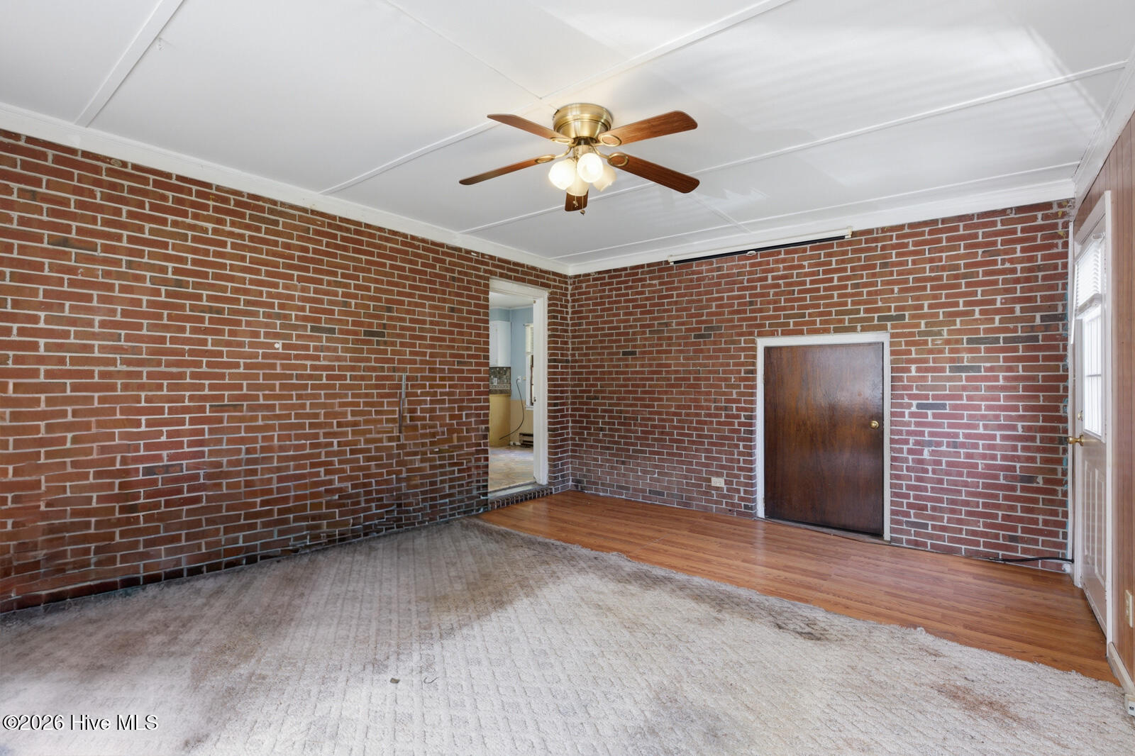 746 Kinston Highway Property Photo 11