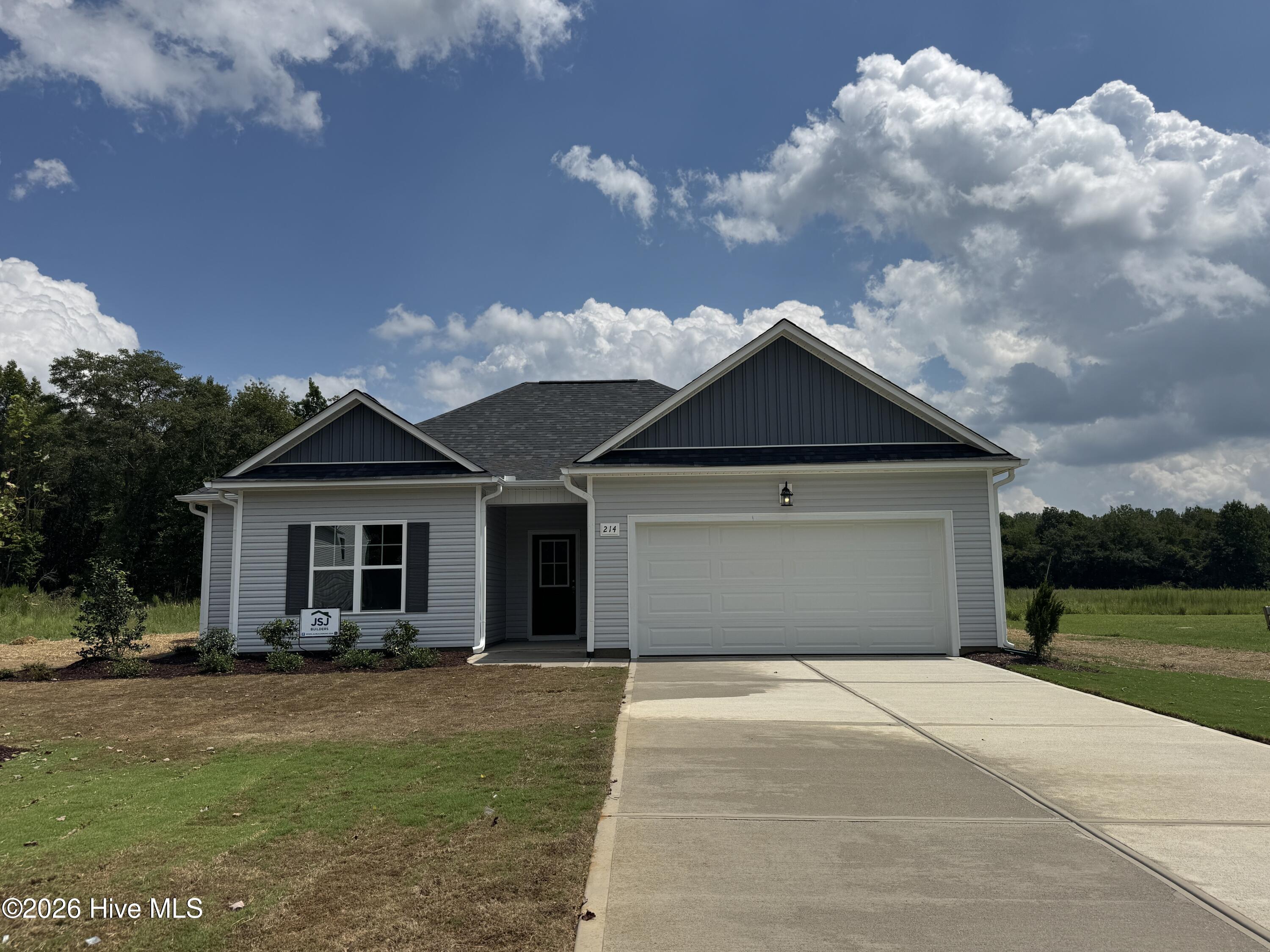 214 Hill Valley Drive (lot 85) Property Photo 1