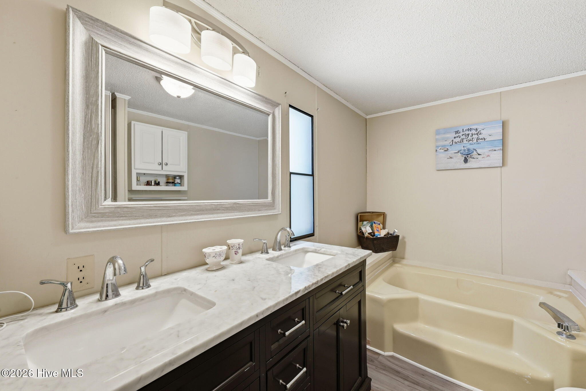 1045 River Road Property Photo 20