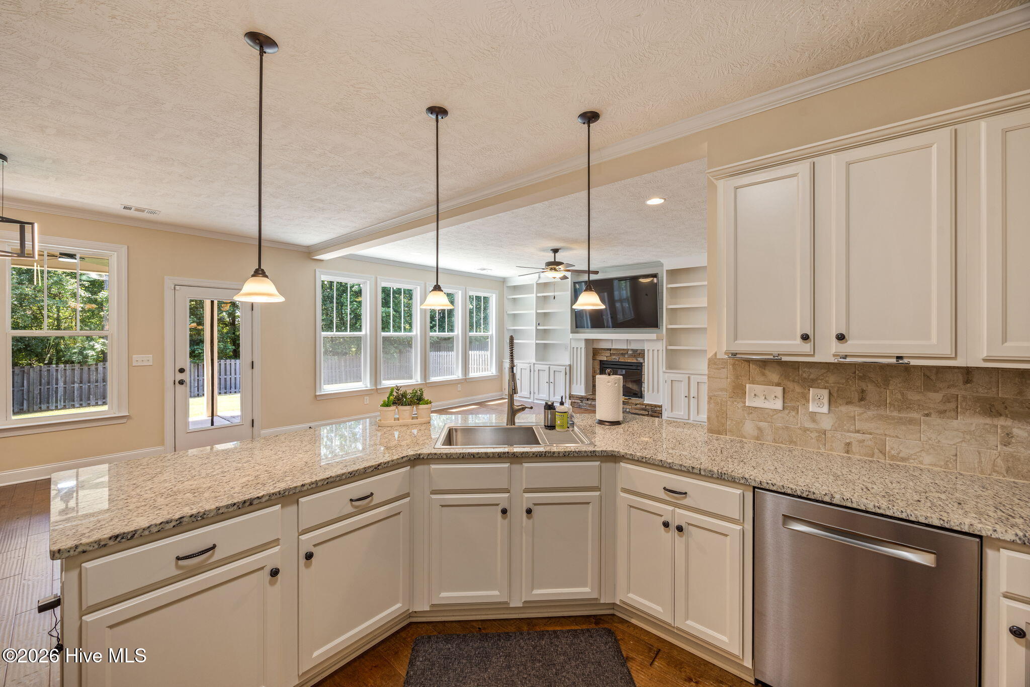 5734 Whispering Pines Way Property Photo 16