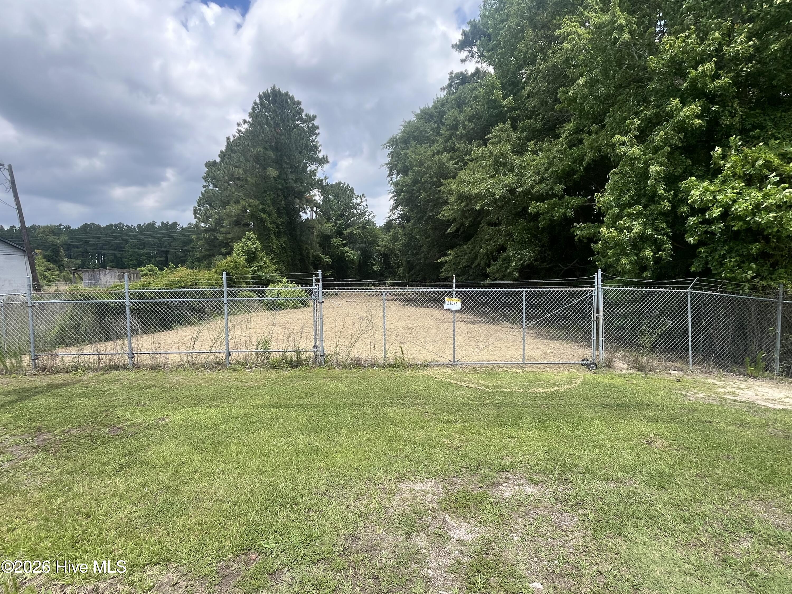 23059 Nc 33 Property Photo 1