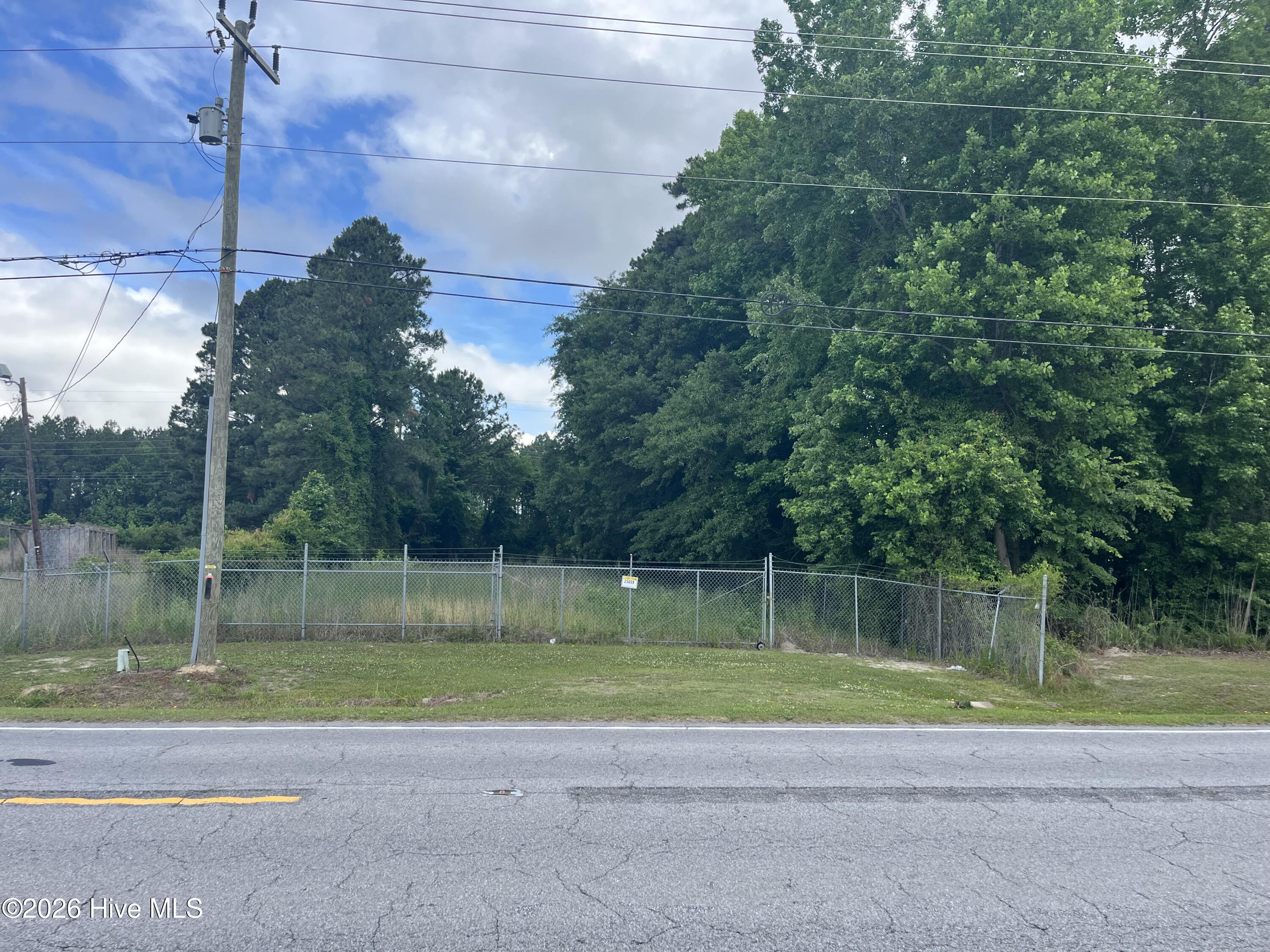 23059 Nc 33 Property Photo 11