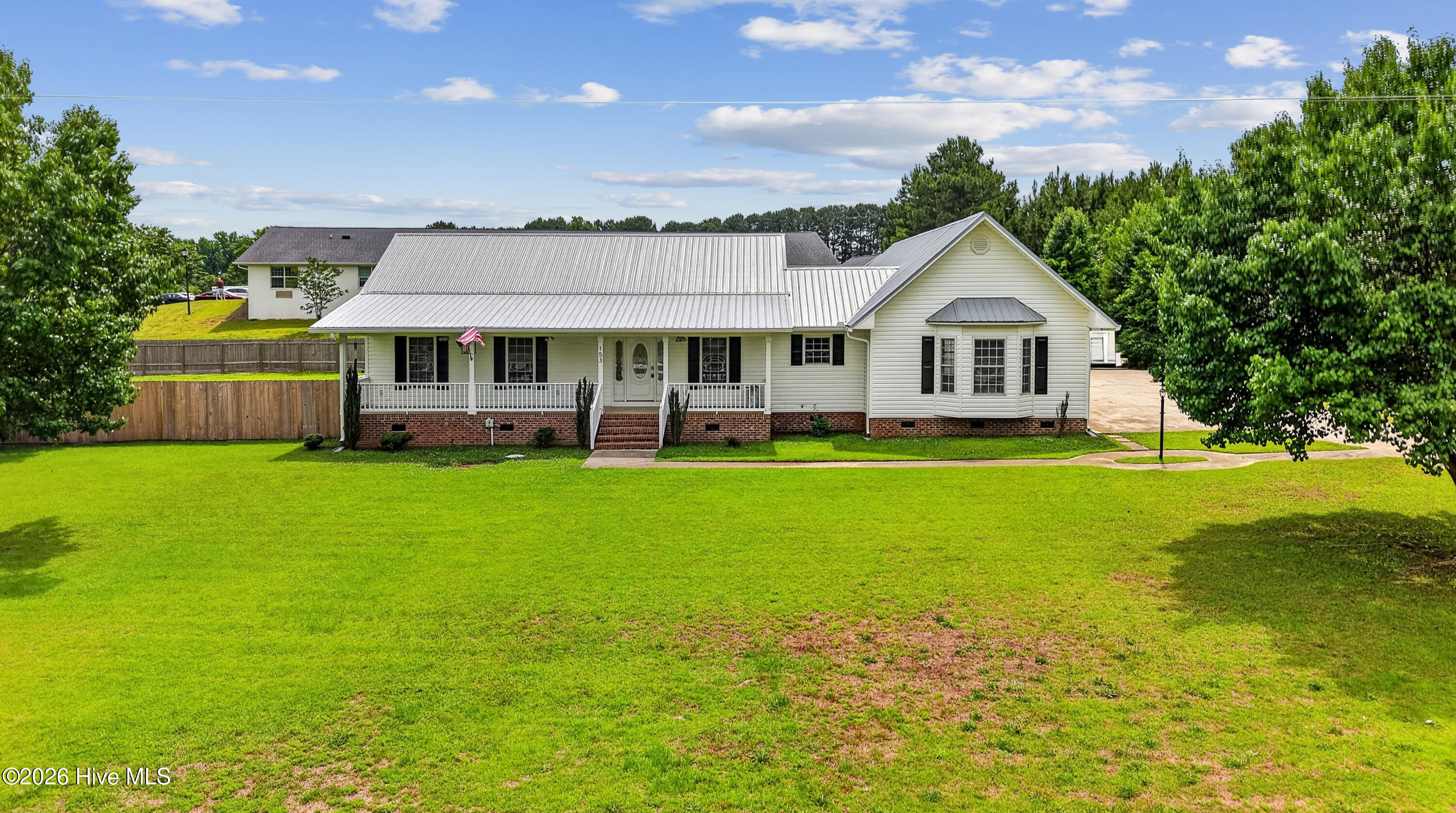 153 Giddens Street Property Photo 6