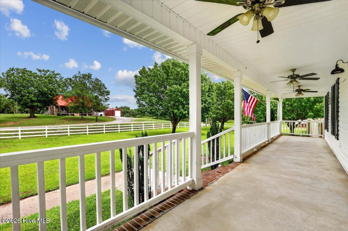 153 Giddens Street Property Photo 7