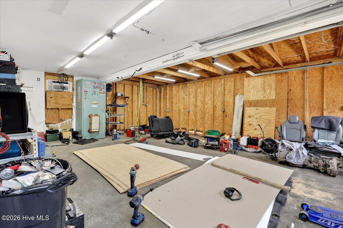 153 Giddens Street Property Photo 40