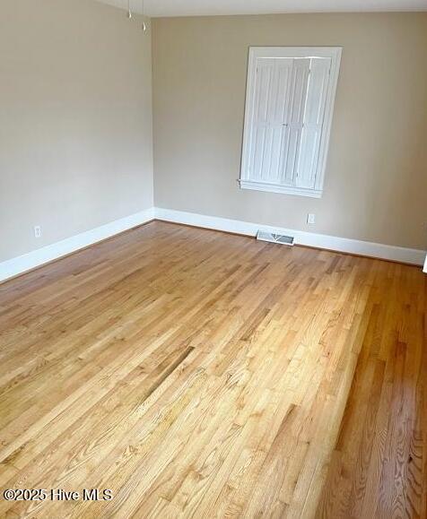 211 Nichols Drive Property Photo 5