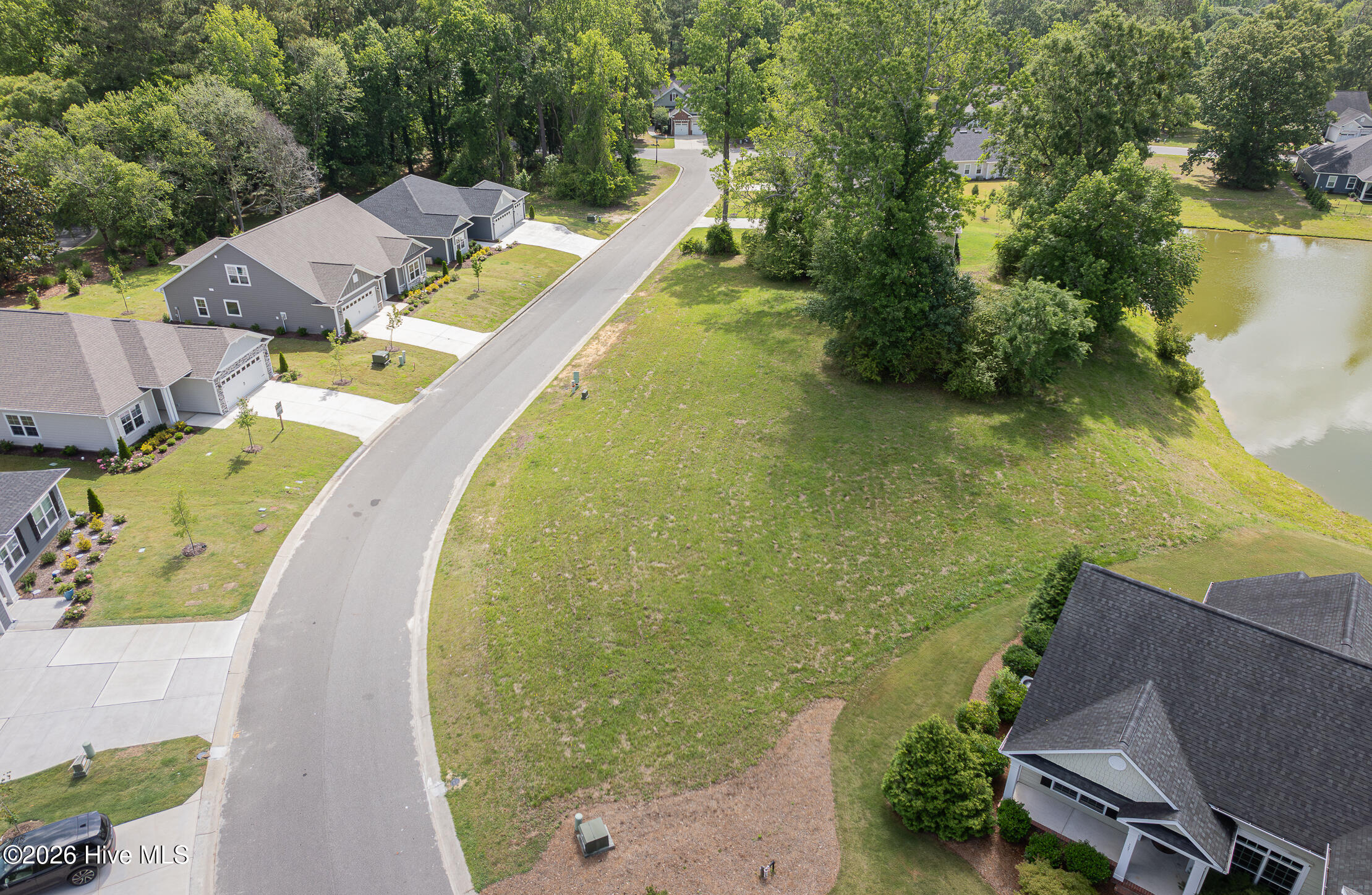 111 Firethorn Circle Property Photo 3