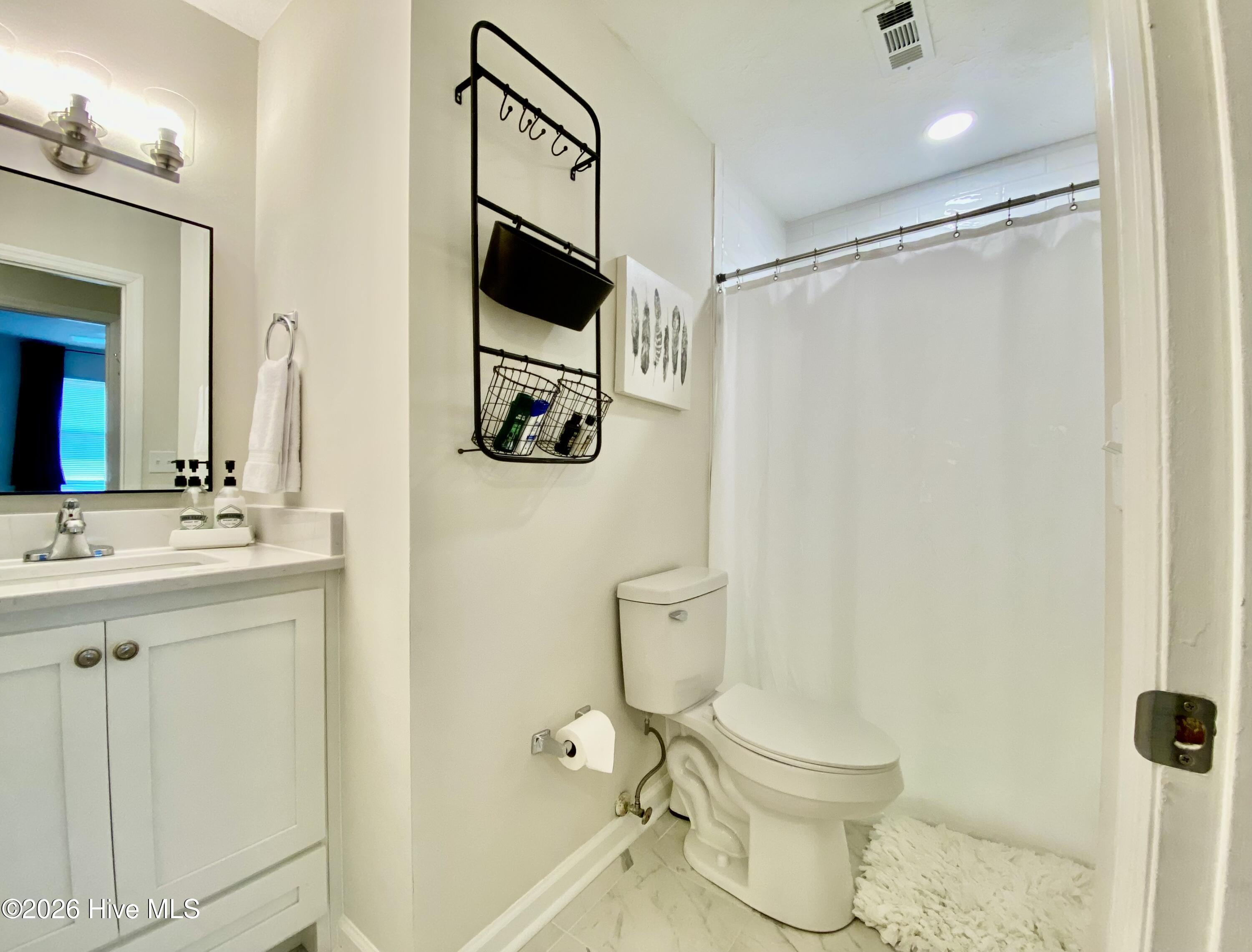 533 Grant Avenue D Property Photo 7