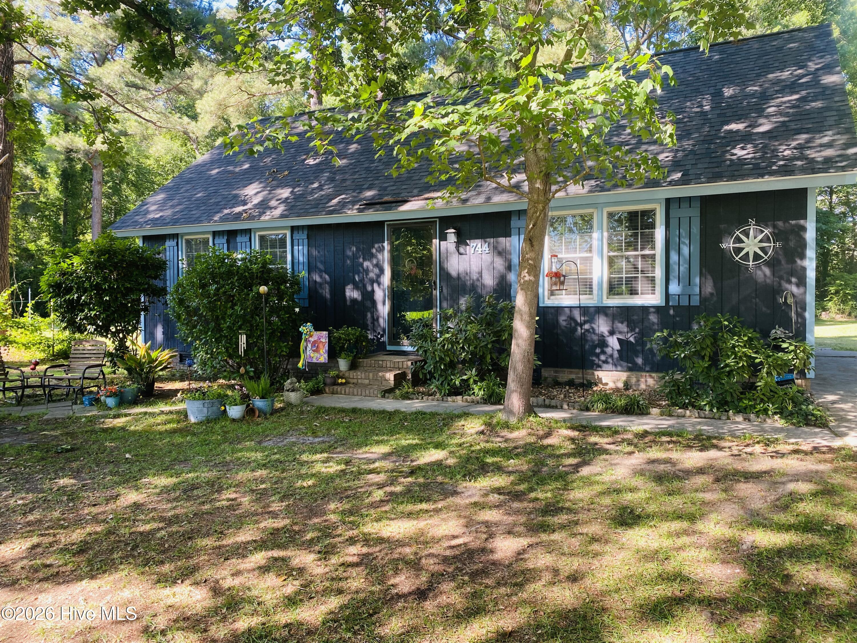 744 Mrs Tates Road Property Photo 1