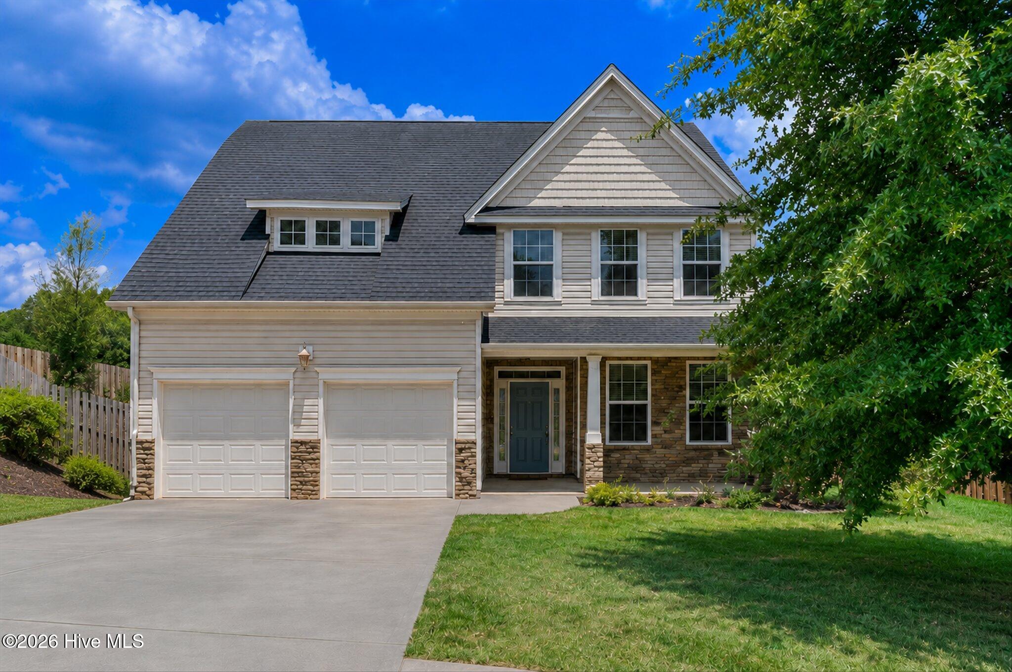 6043 Great Glen Property Photo 1