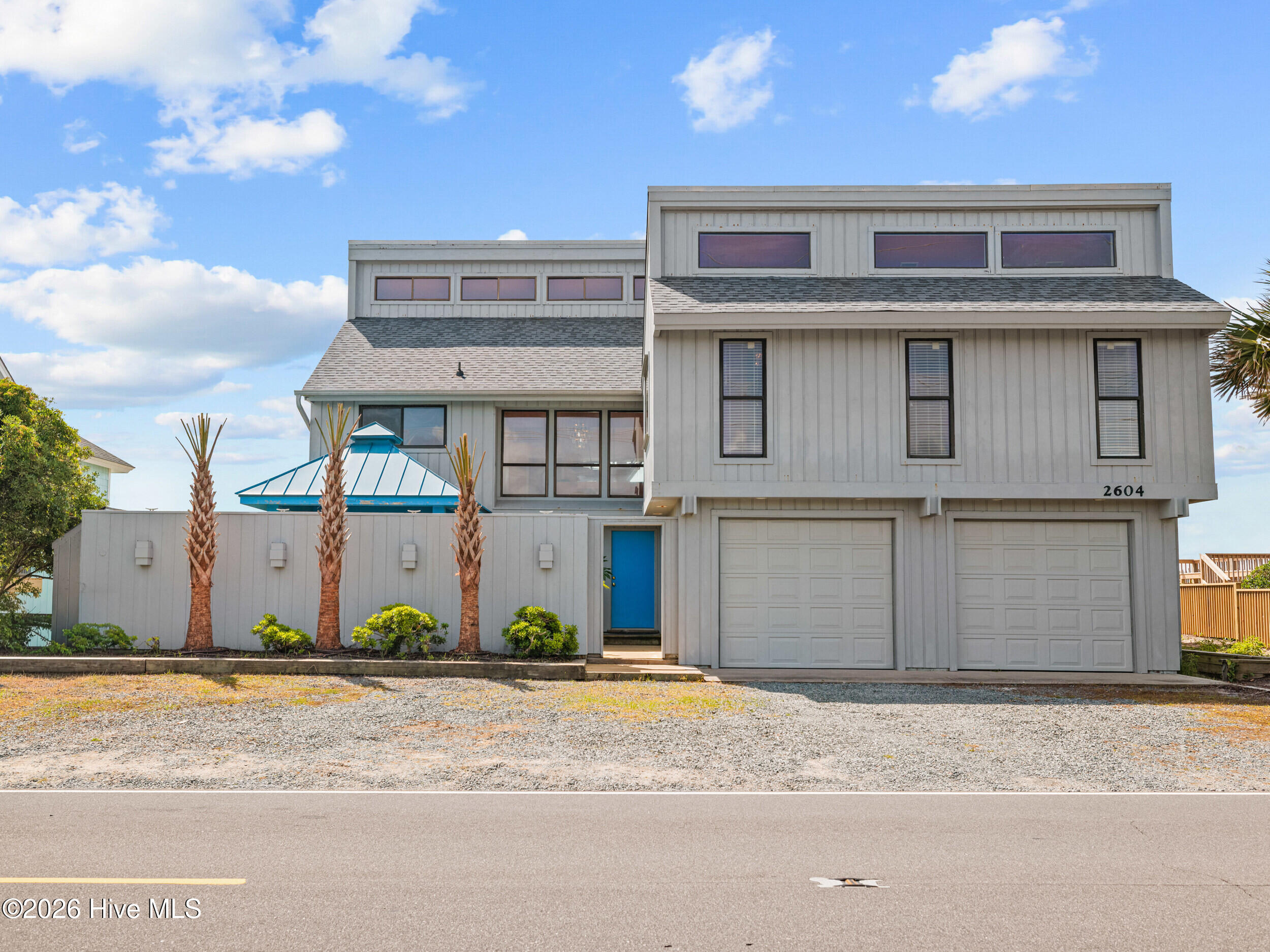2604 S Shore Drive Property Photo 5