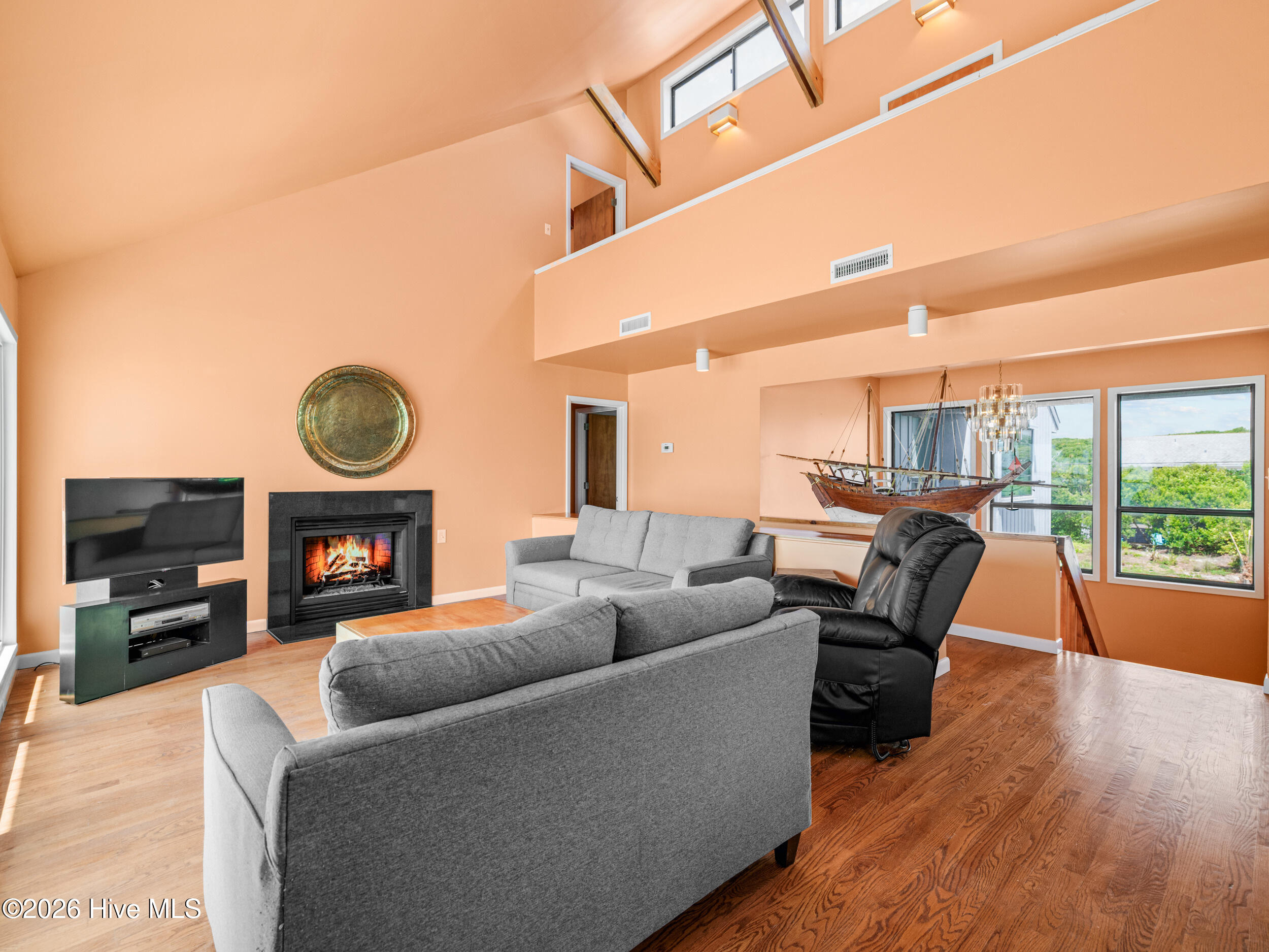 2604 S Shore Drive Property Photo 28