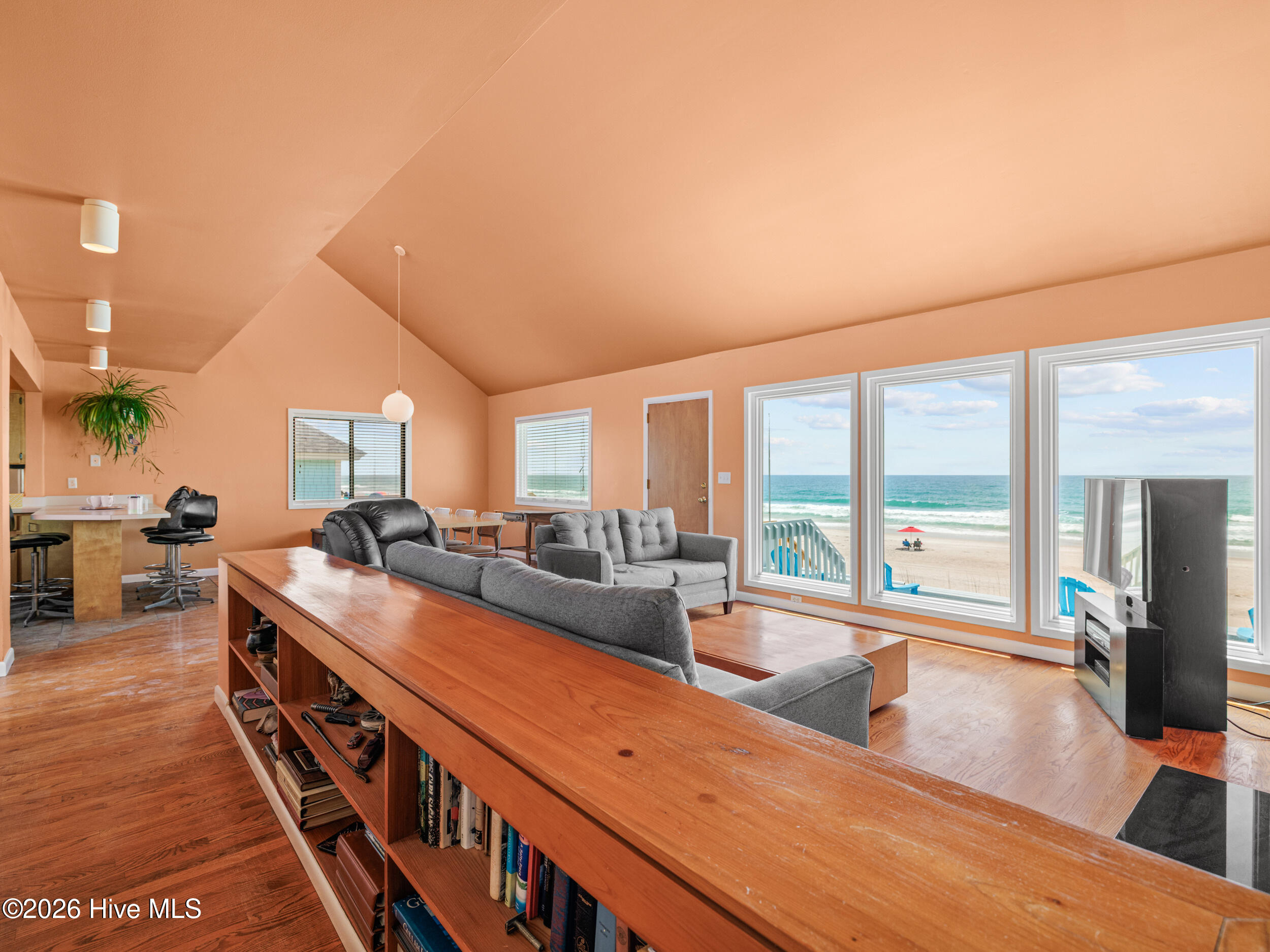 2604 S Shore Drive Property Photo 43