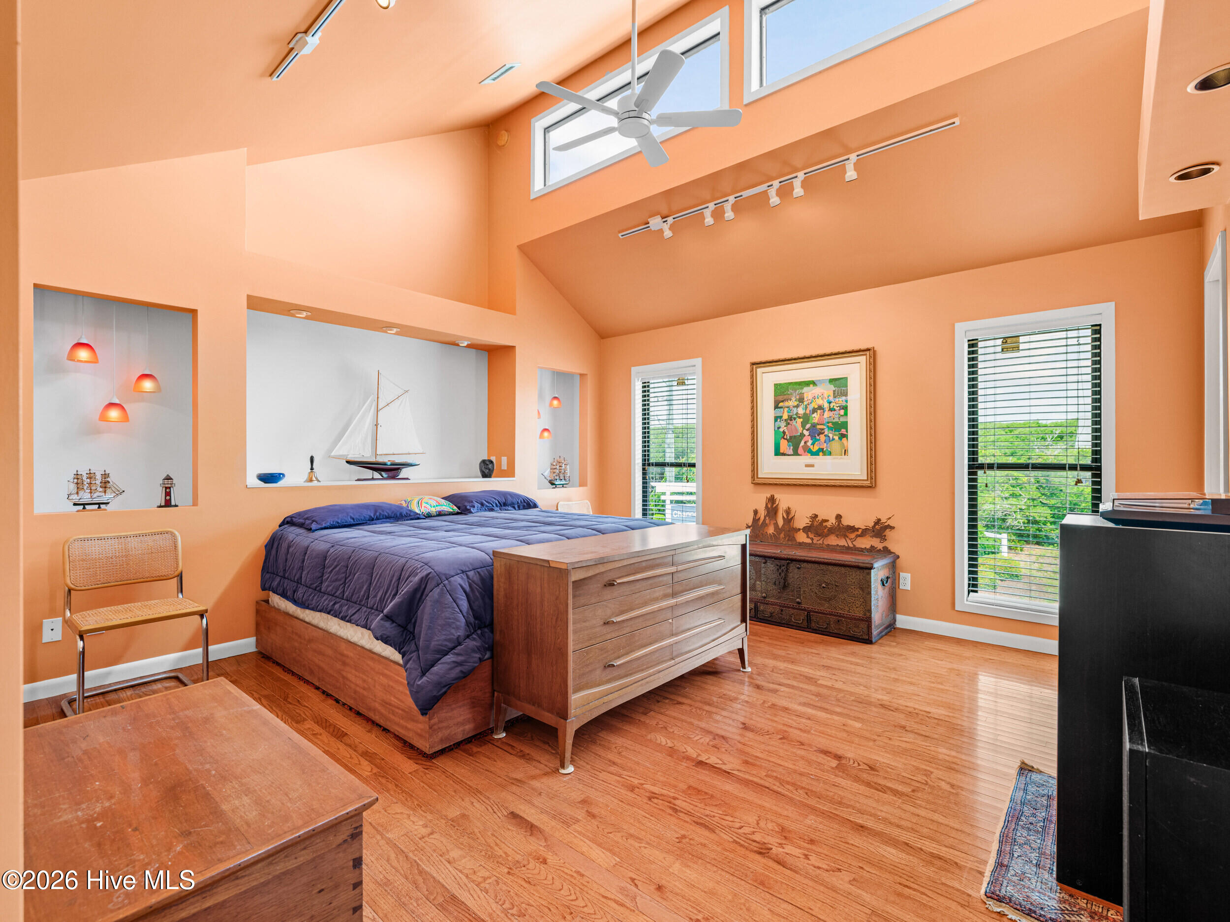 2604 S Shore Drive Property Photo 47