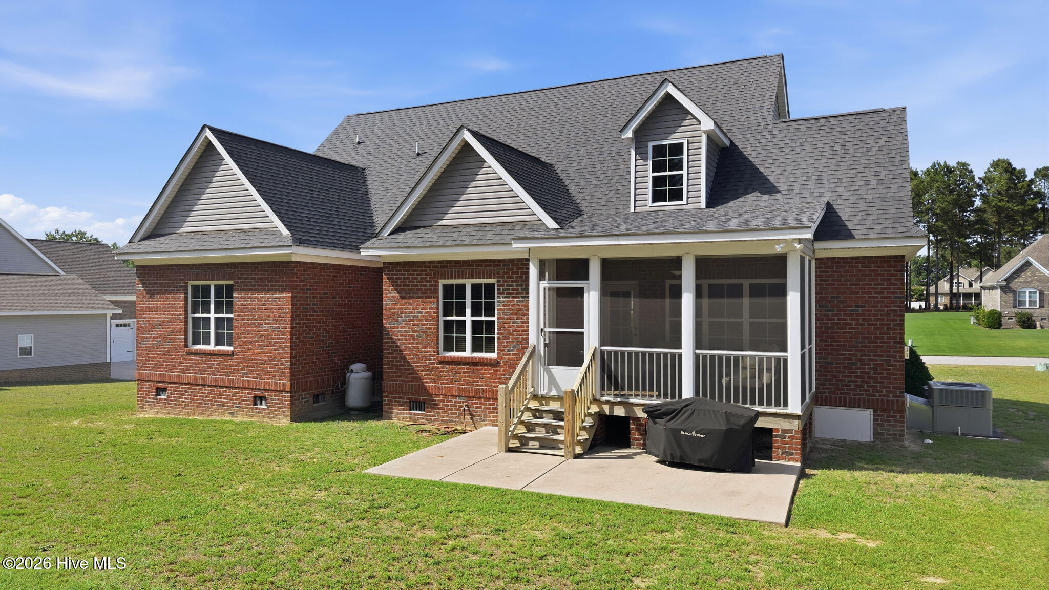 1665 Blue Heron Drive Property Photo 6