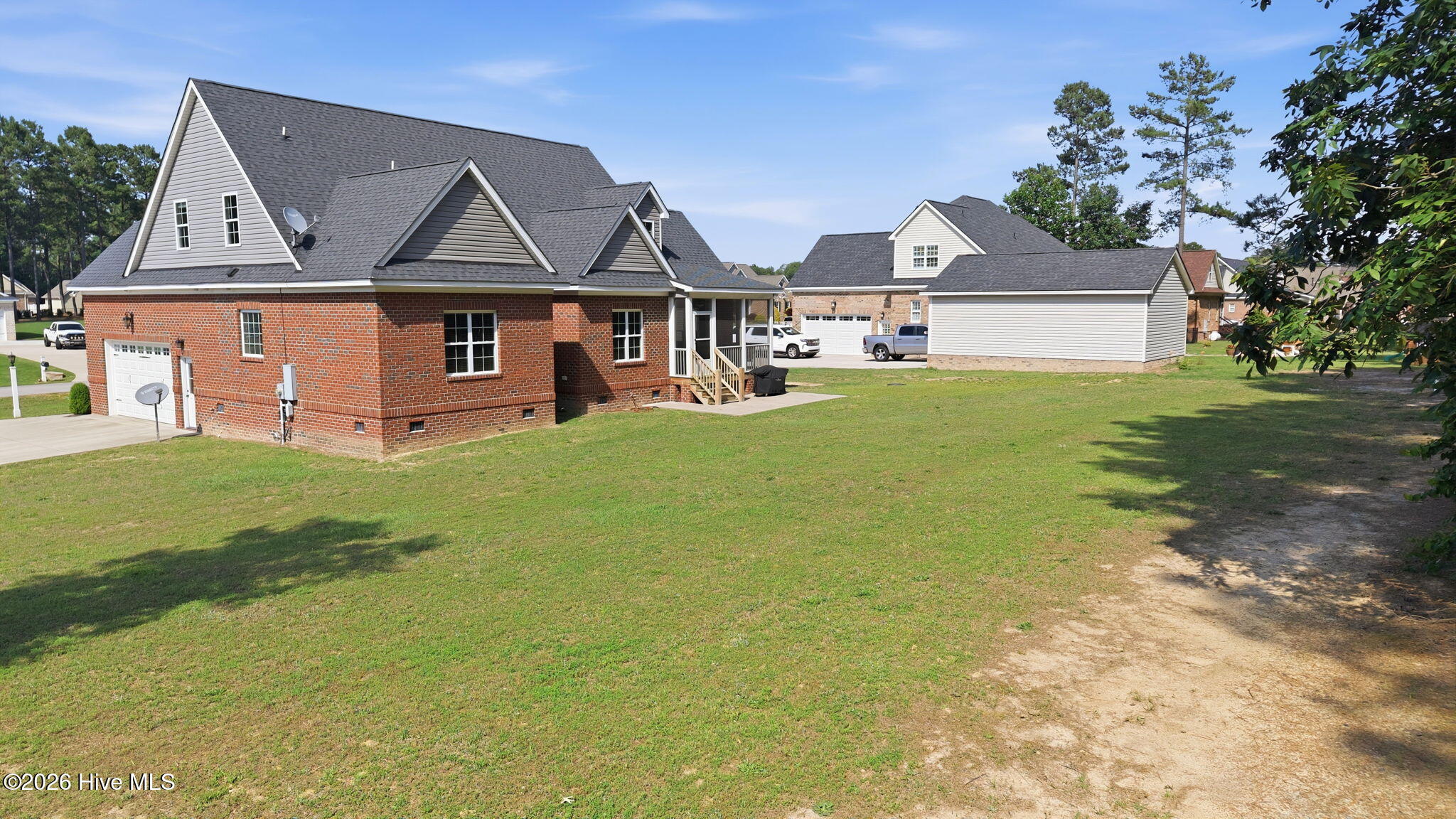 1665 Blue Heron Drive Property Photo 8