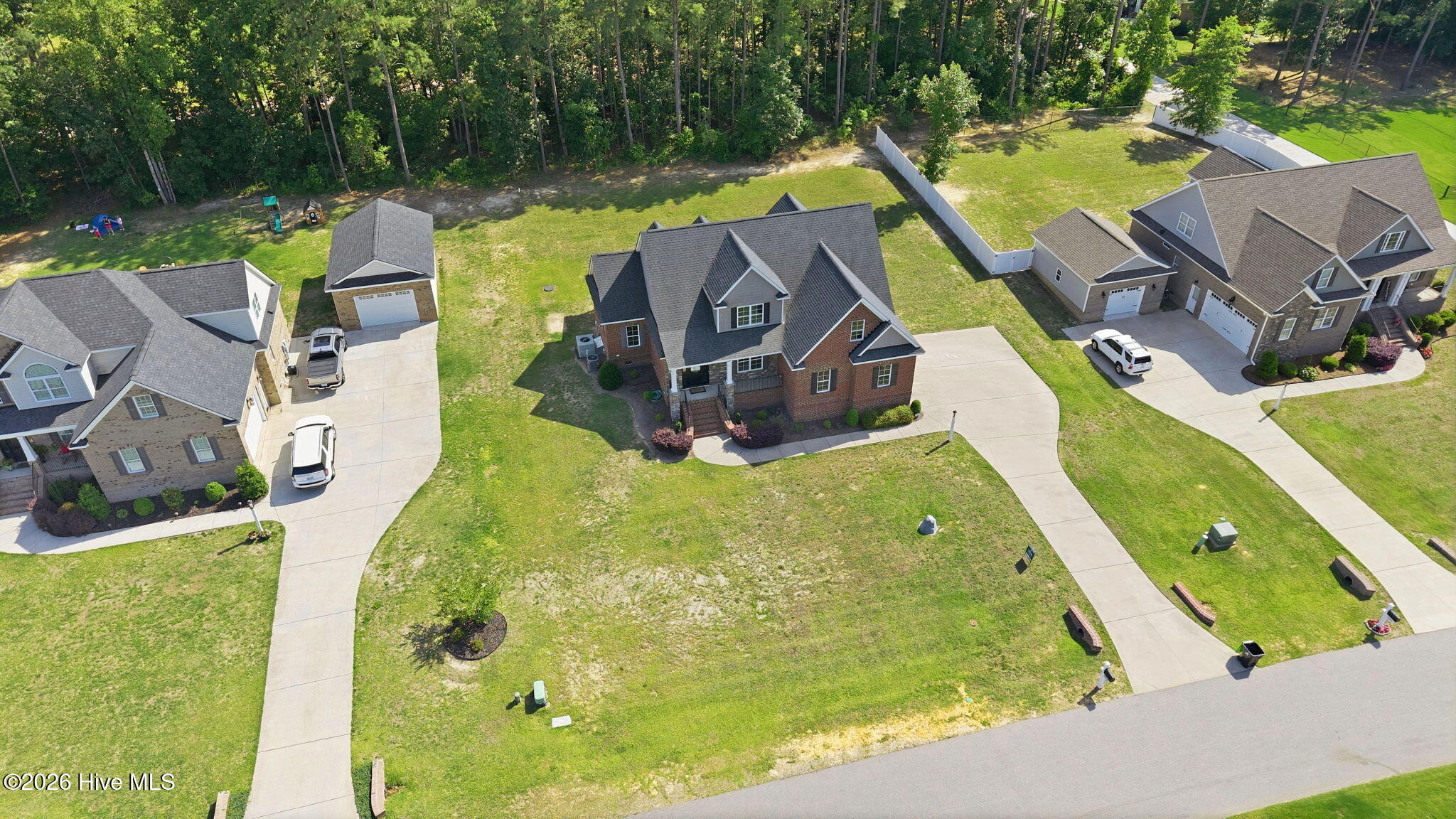1665 Blue Heron Drive Property Photo 15