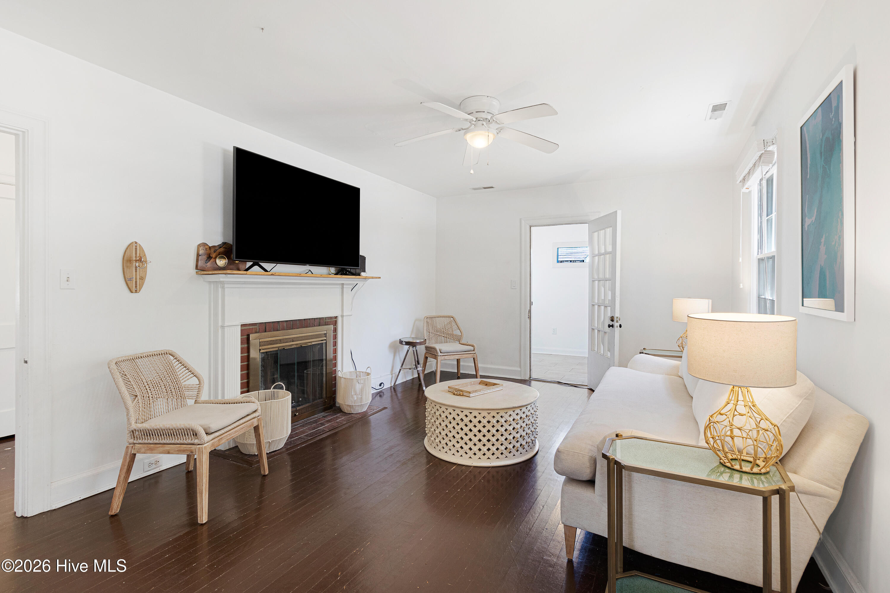 1710 Shepard Street Property Photo 3