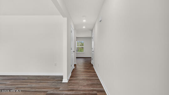 511 Chestnut Oak Drive Property Photo 3