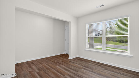 511 Chestnut Oak Drive Property Photo 4