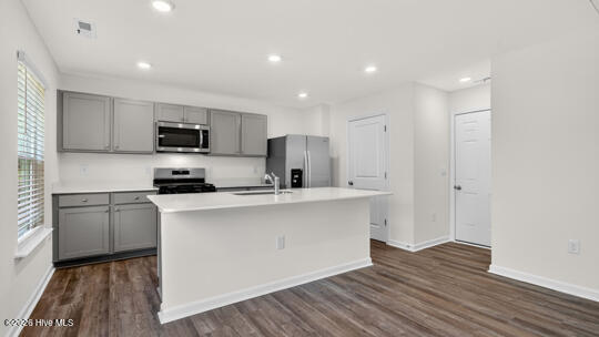 511 Chestnut Oak Drive Property Photo 5