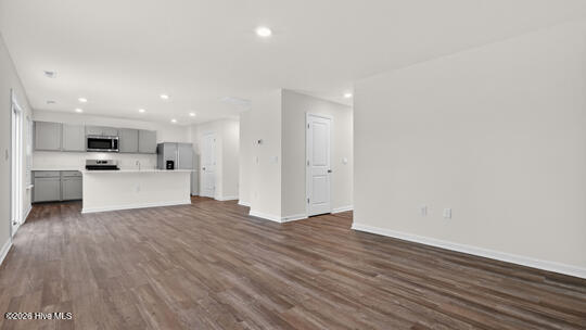 511 Chestnut Oak Drive Property Photo 12