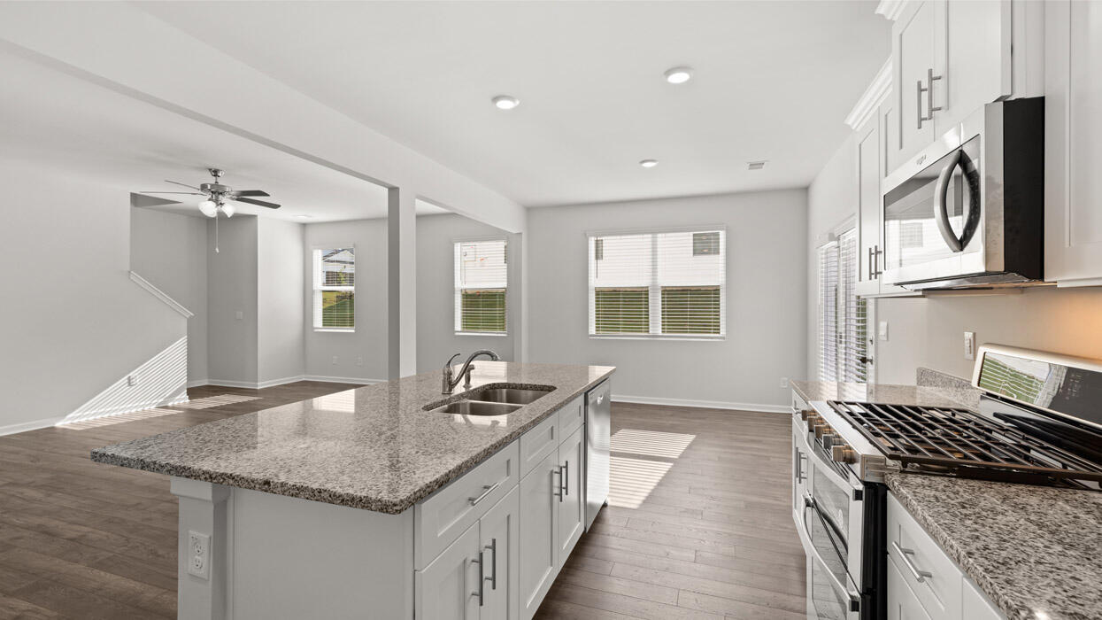807 Dara Corners Property Photo 8