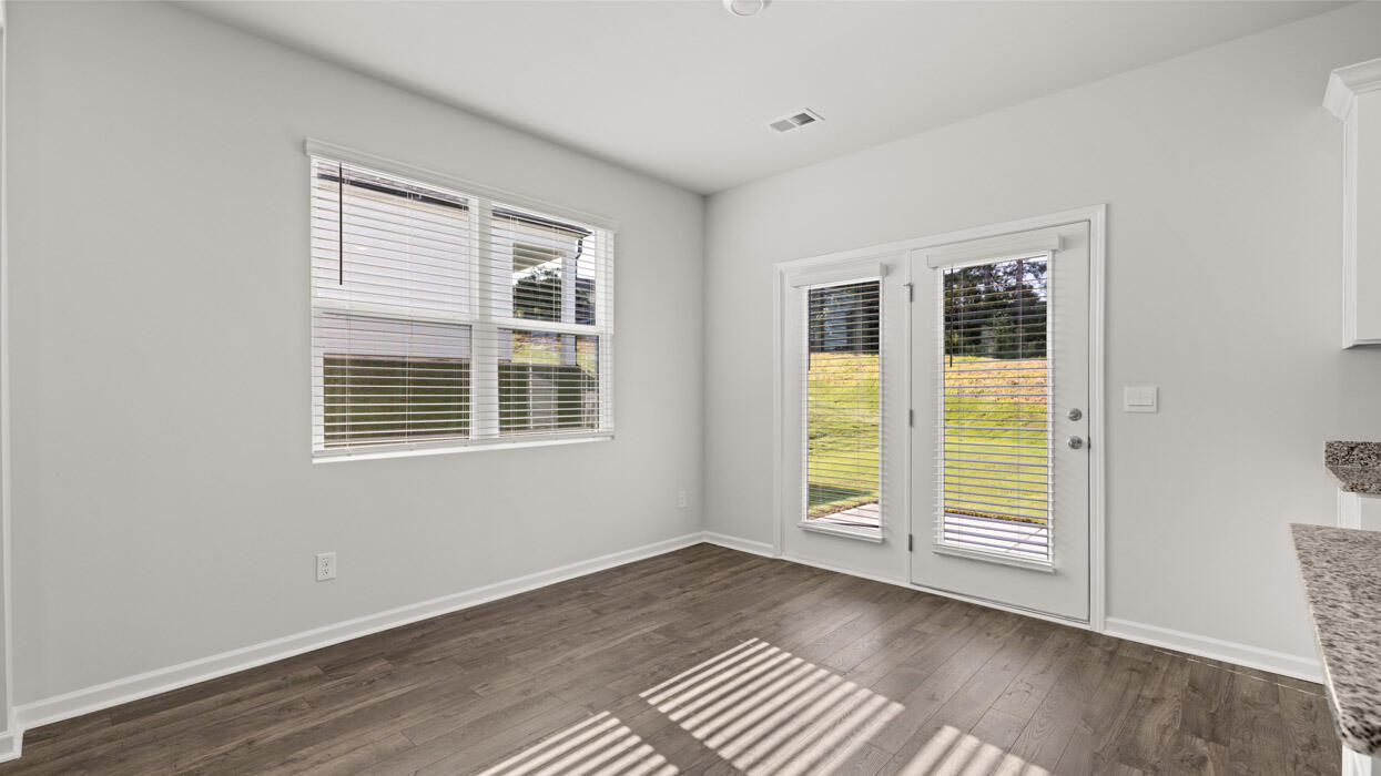 807 Dara Corners Property Photo 27