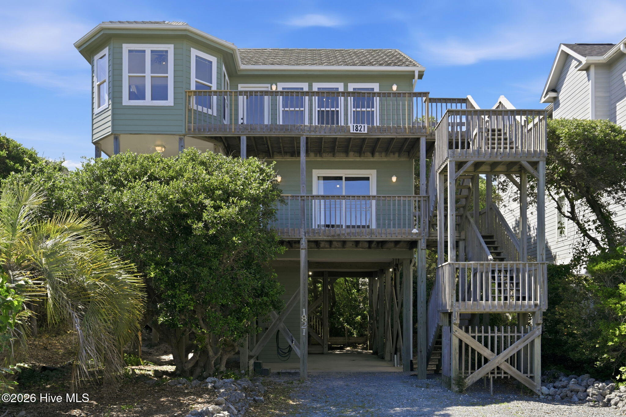 1821 S Shore Drive Property Photo 2