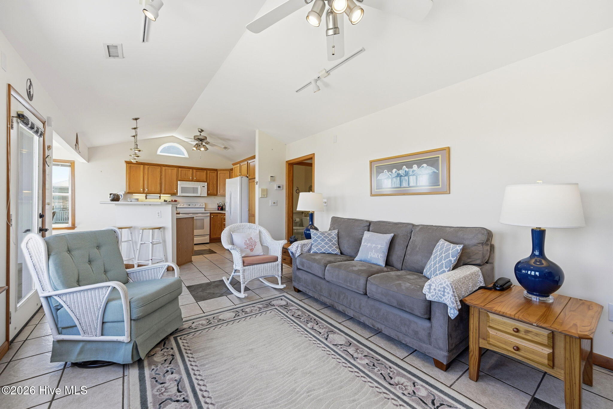 1821 S Shore Drive Property Photo 11