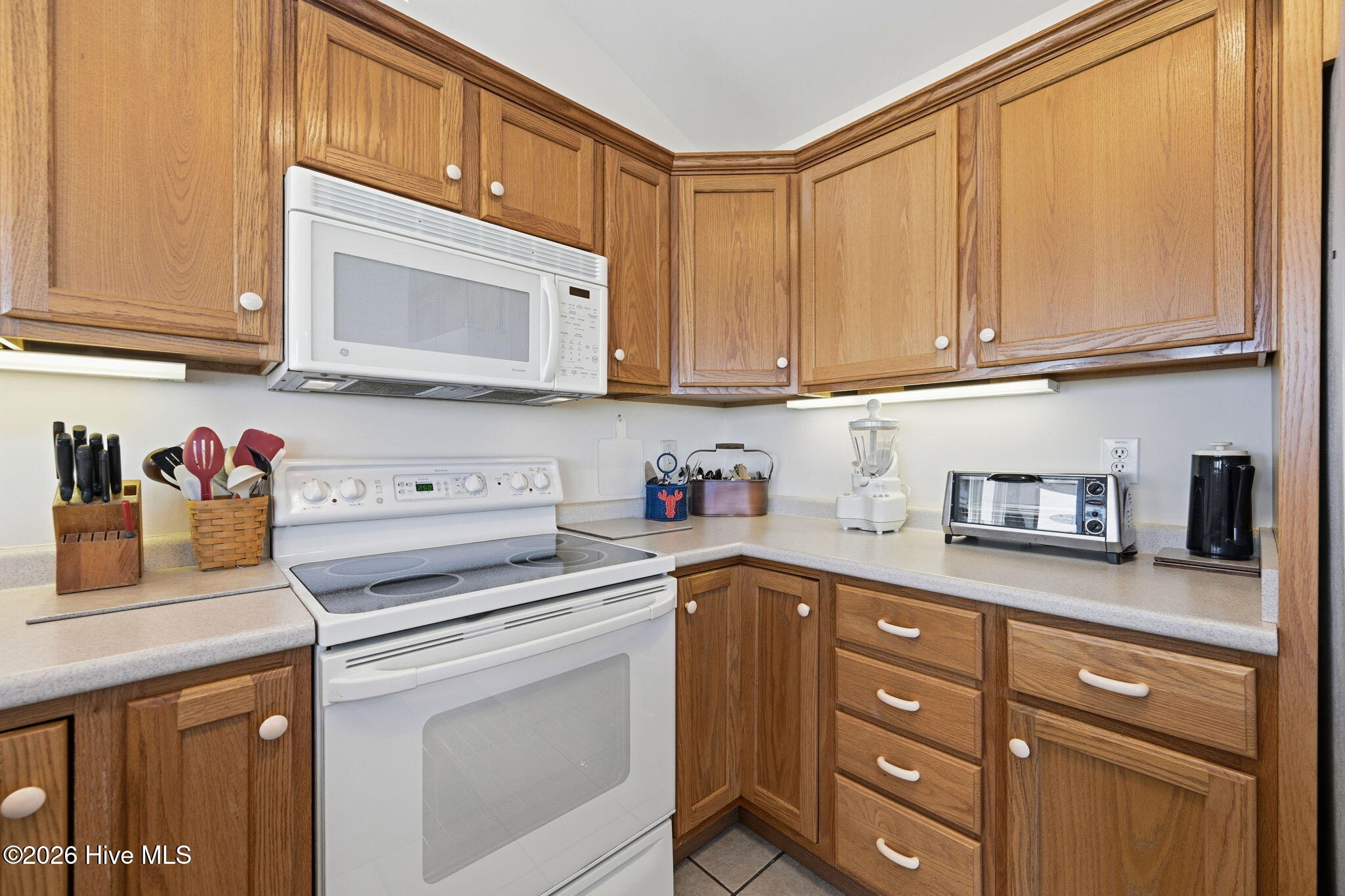 1821 S Shore Drive Property Photo 14