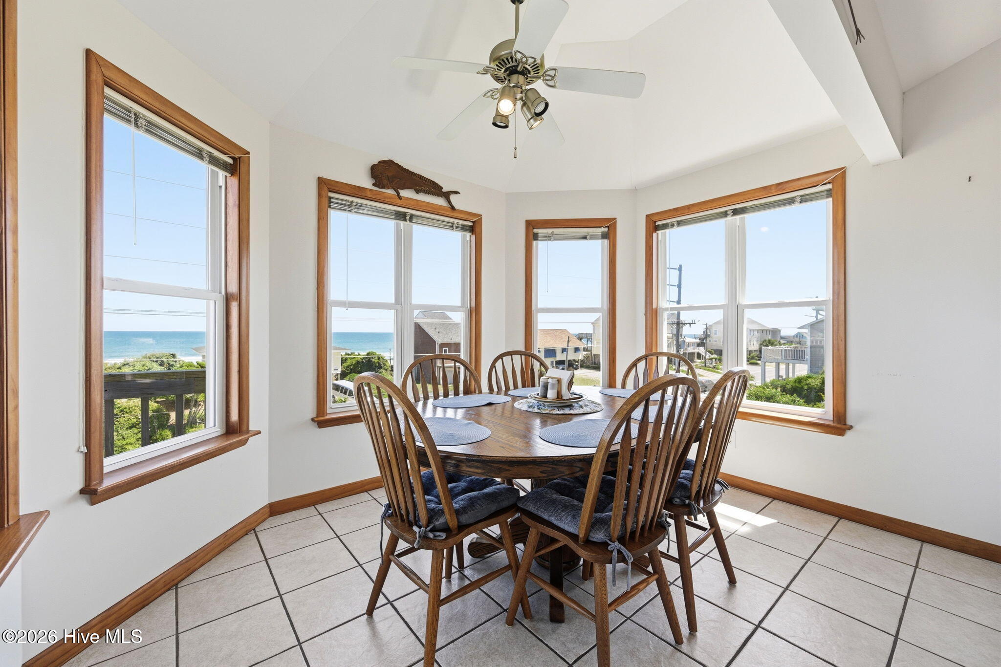 1821 S Shore Drive Property Photo 16