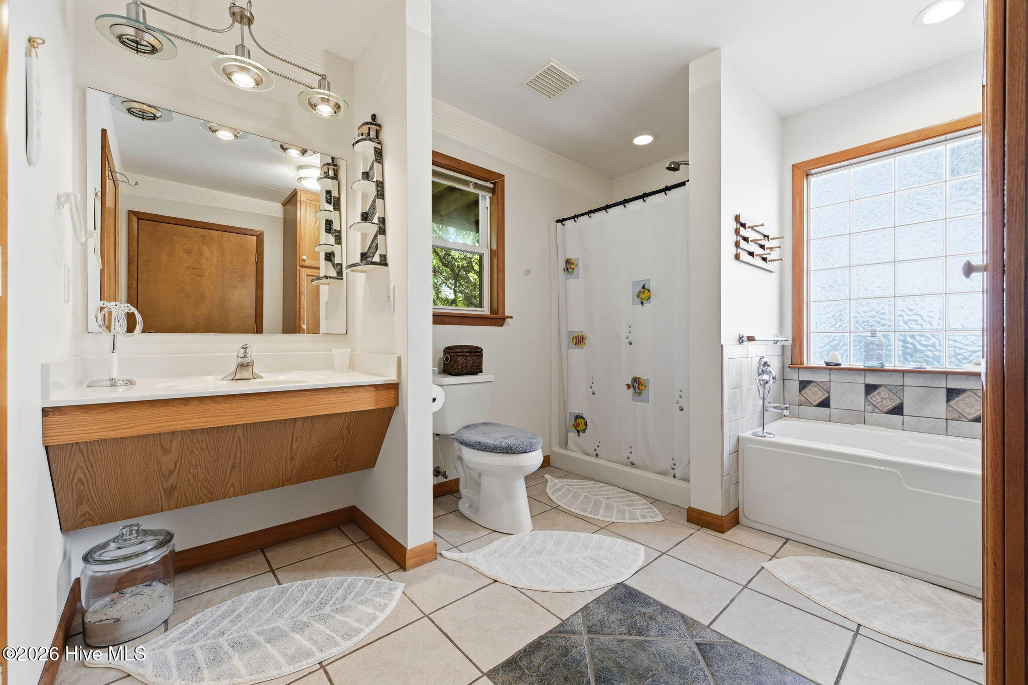 1821 S Shore Drive Property Photo 33