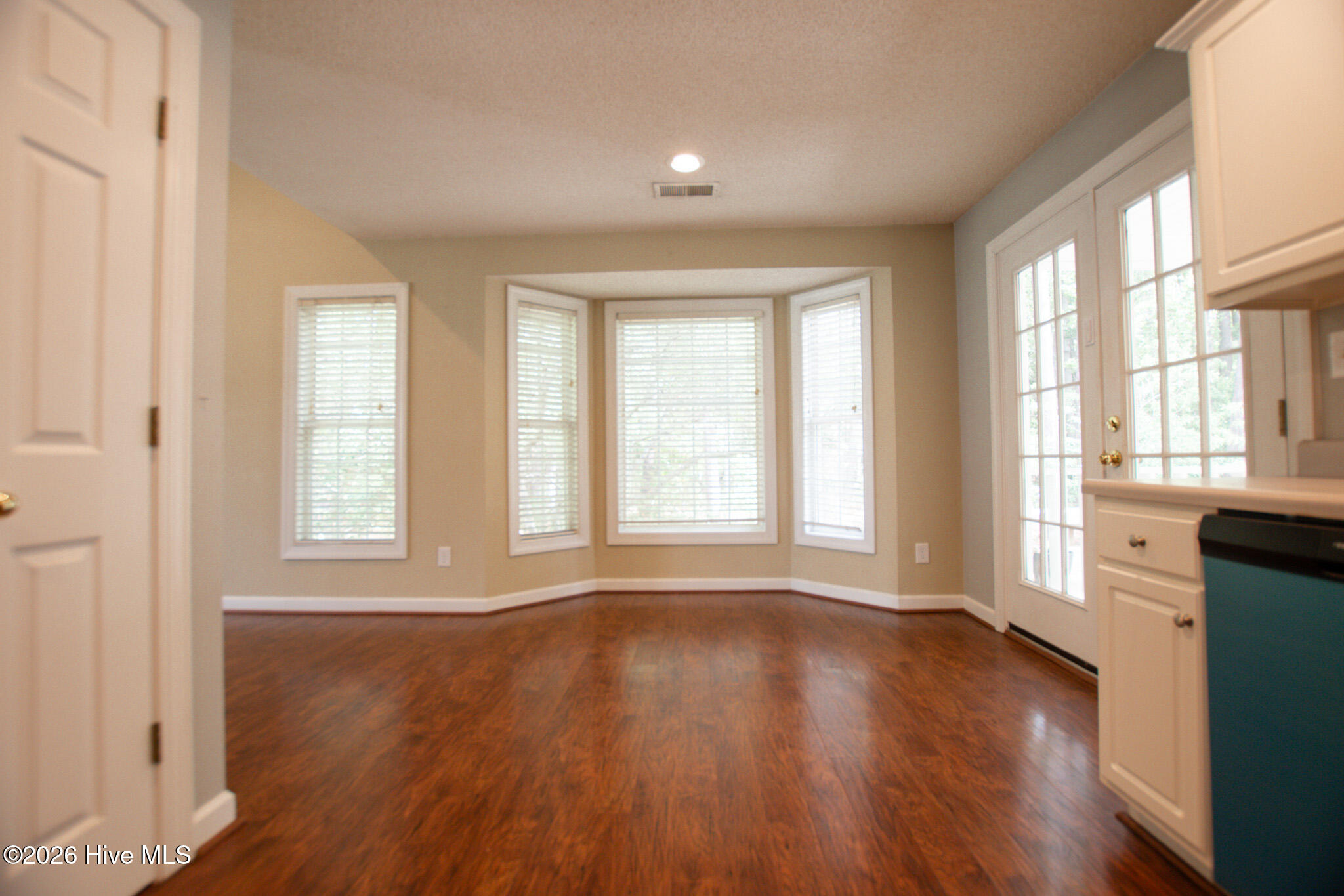1629 Greys Mill Road Property Photo 3