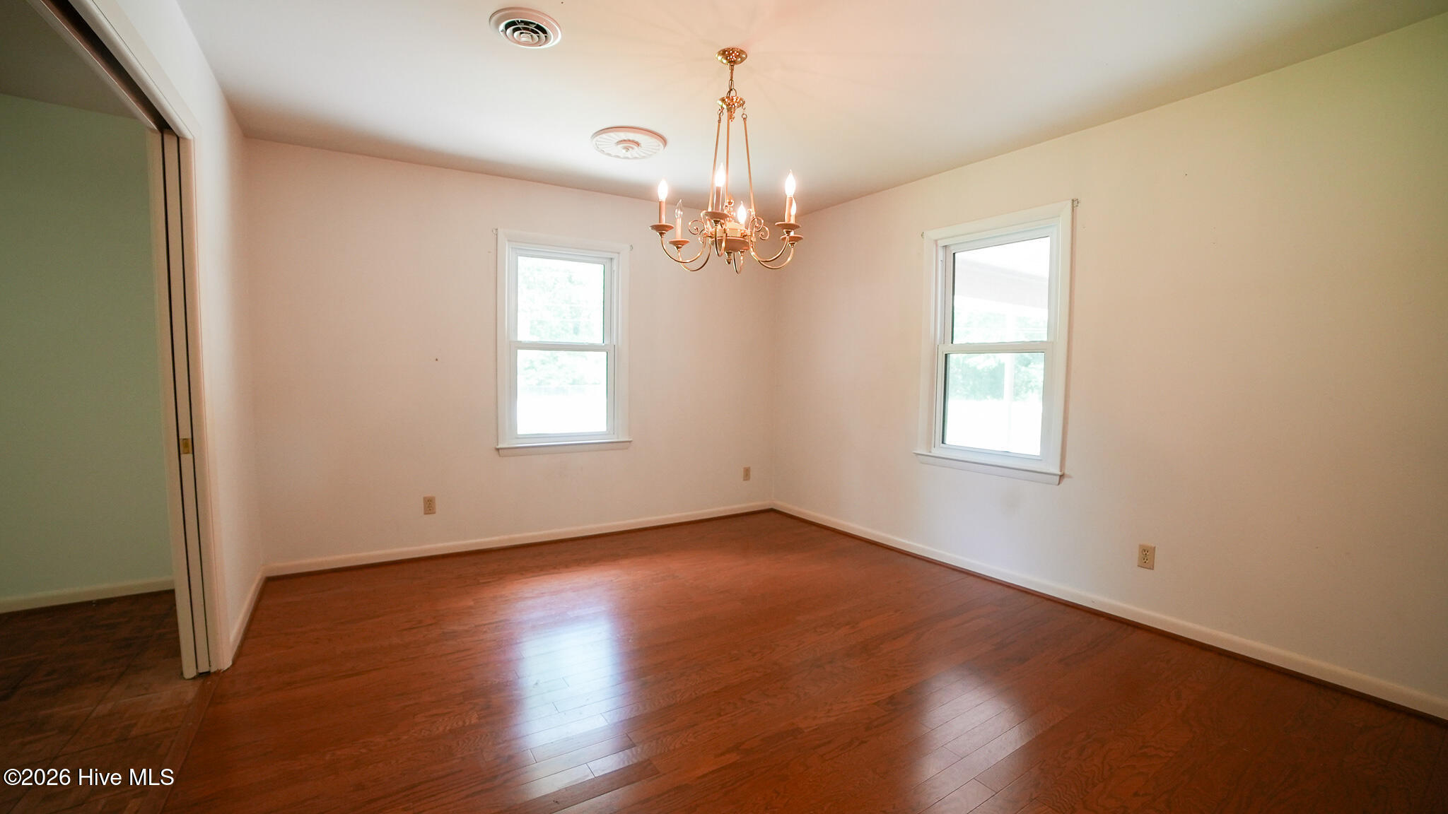 705 N Edgewood Circle Property Photo 21