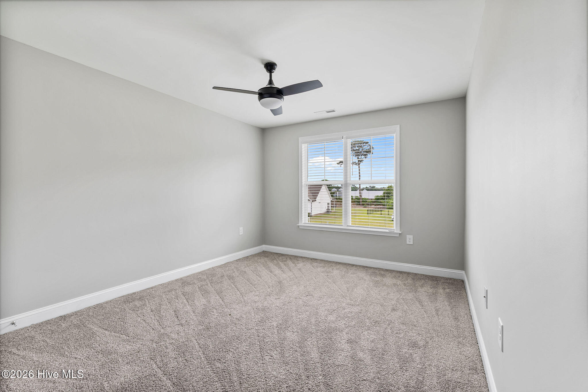 409 Willow Pond Drive Property Photo 20